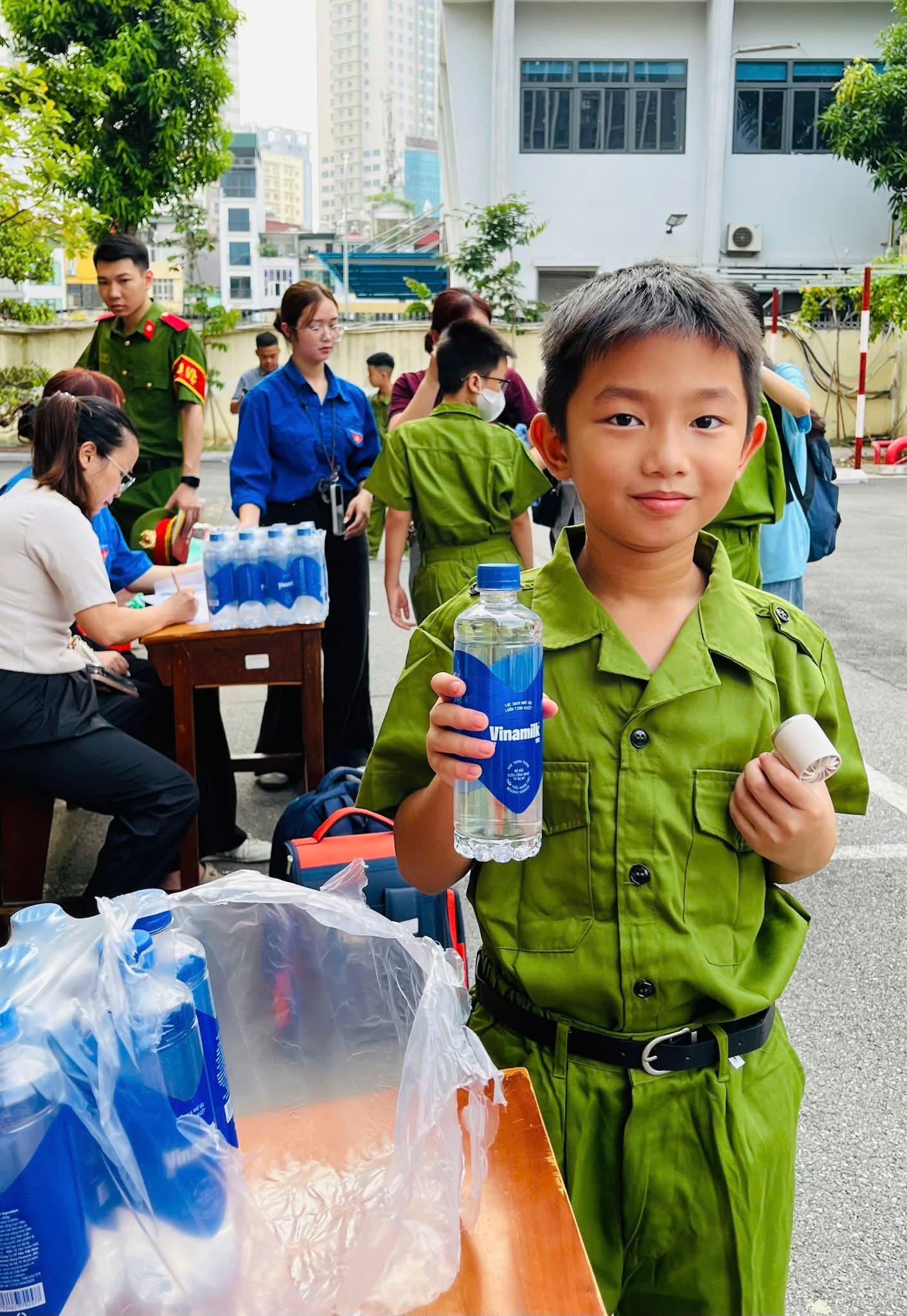 Những sản phẩm dinh dưỡng từ Vinamilk g&oacute;p phần chăm s&oacute;c sức khỏe v&agrave; hỗ trợ c&aacute;c bạn học vi&ecirc;n trong qu&aacute; tr&igrave;nh r&egrave;n luyện.