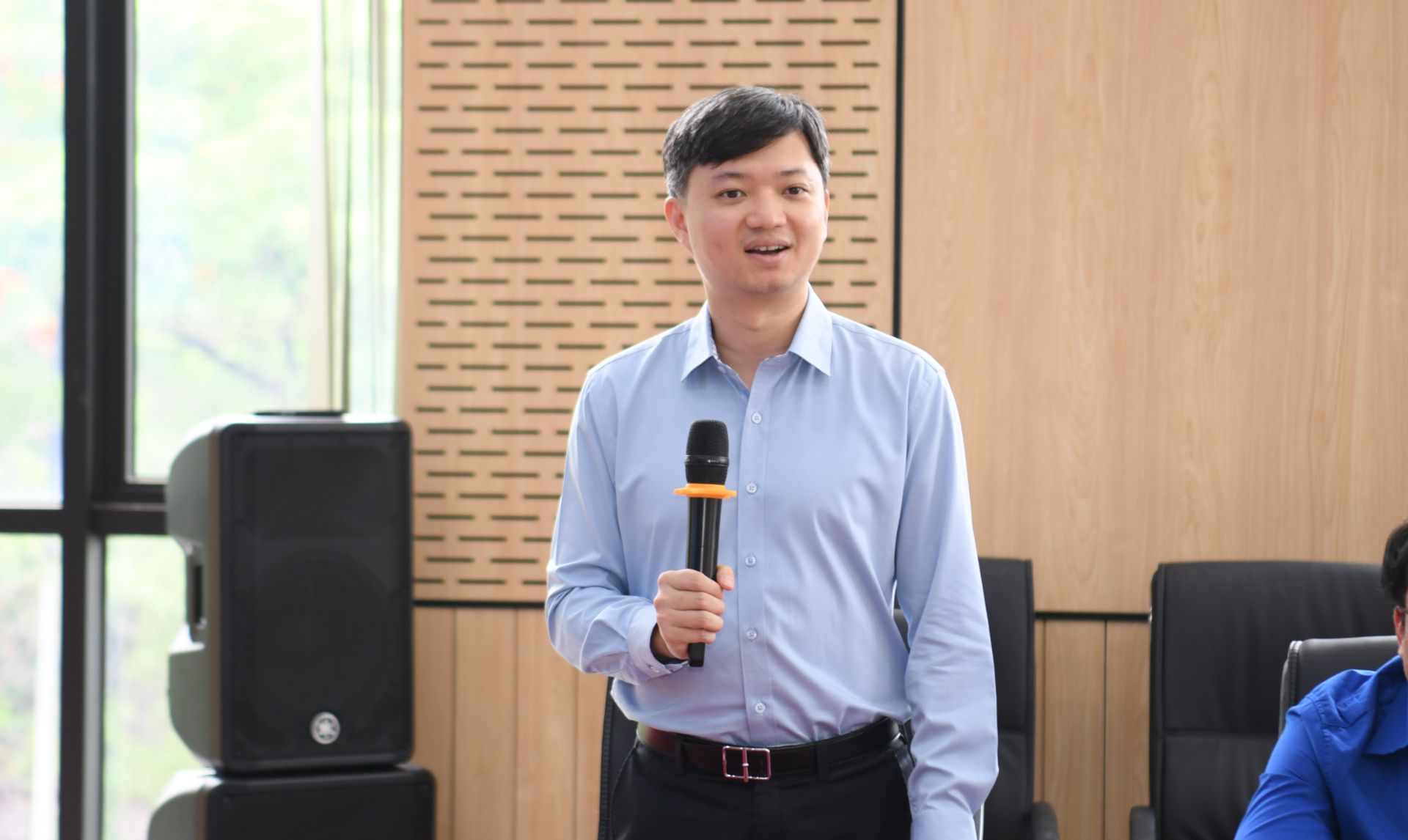Bí thư thường trực T.Ư Đoàn Nguy&ecirc;̃n Minh Tri&ecirc;́t đánh giá cao c&ocirc;ng tác chuy&ecirc;̉n đ&ocirc;̉i s&ocirc;́ của Báo Thi&ecirc;́u ni&ecirc;n Ti&ecirc;̀n phong và Nhi đ&ocirc;̀ng.