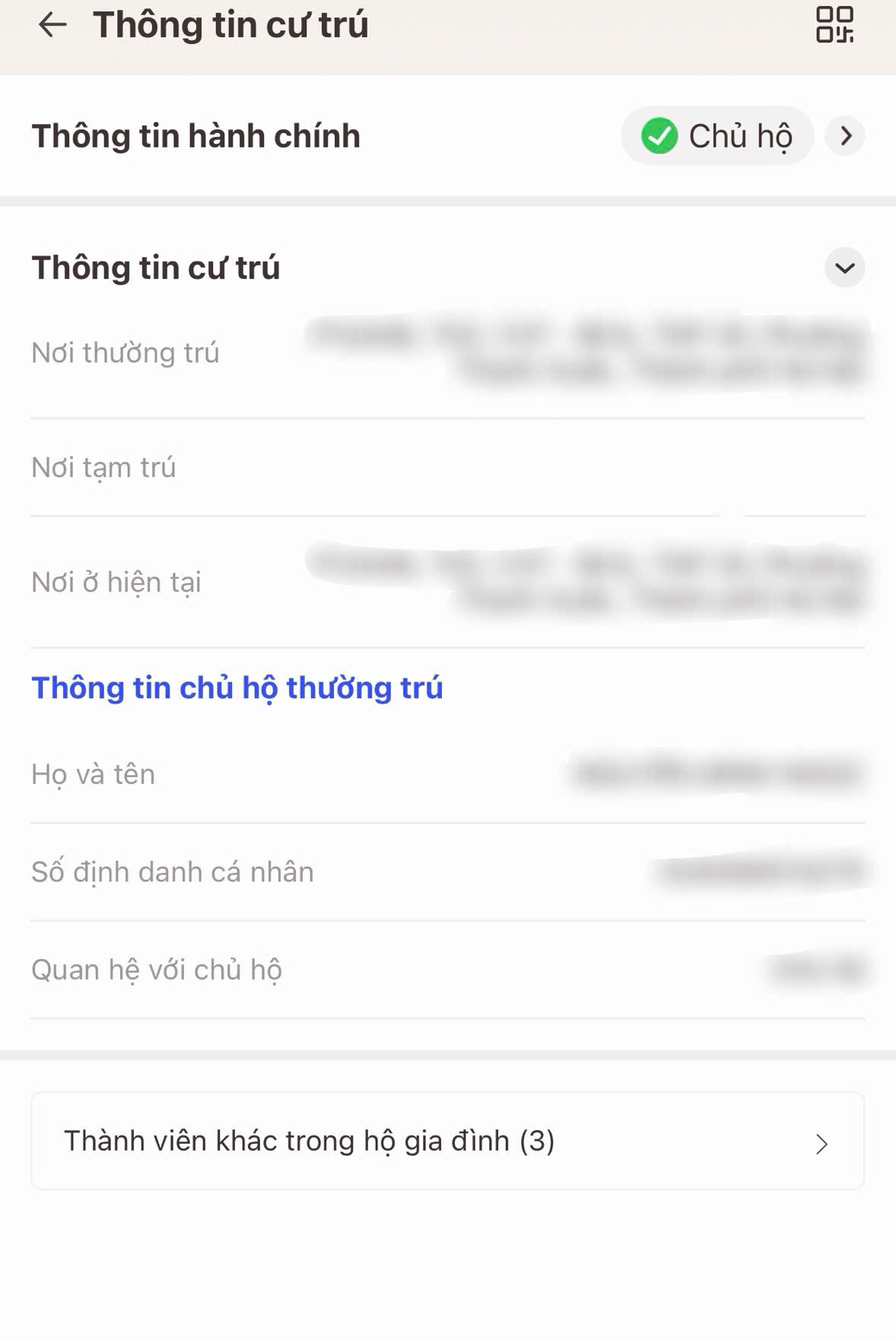 Người d&ugrave;ng c&oacute; thể tra cứu cả th&ocirc;ng tin thường tr&uacute; v&agrave; tạm tr&uacute; trong mục Th&ocirc;ng tin cư tr&uacute; tr&ecirc;n VNeID.