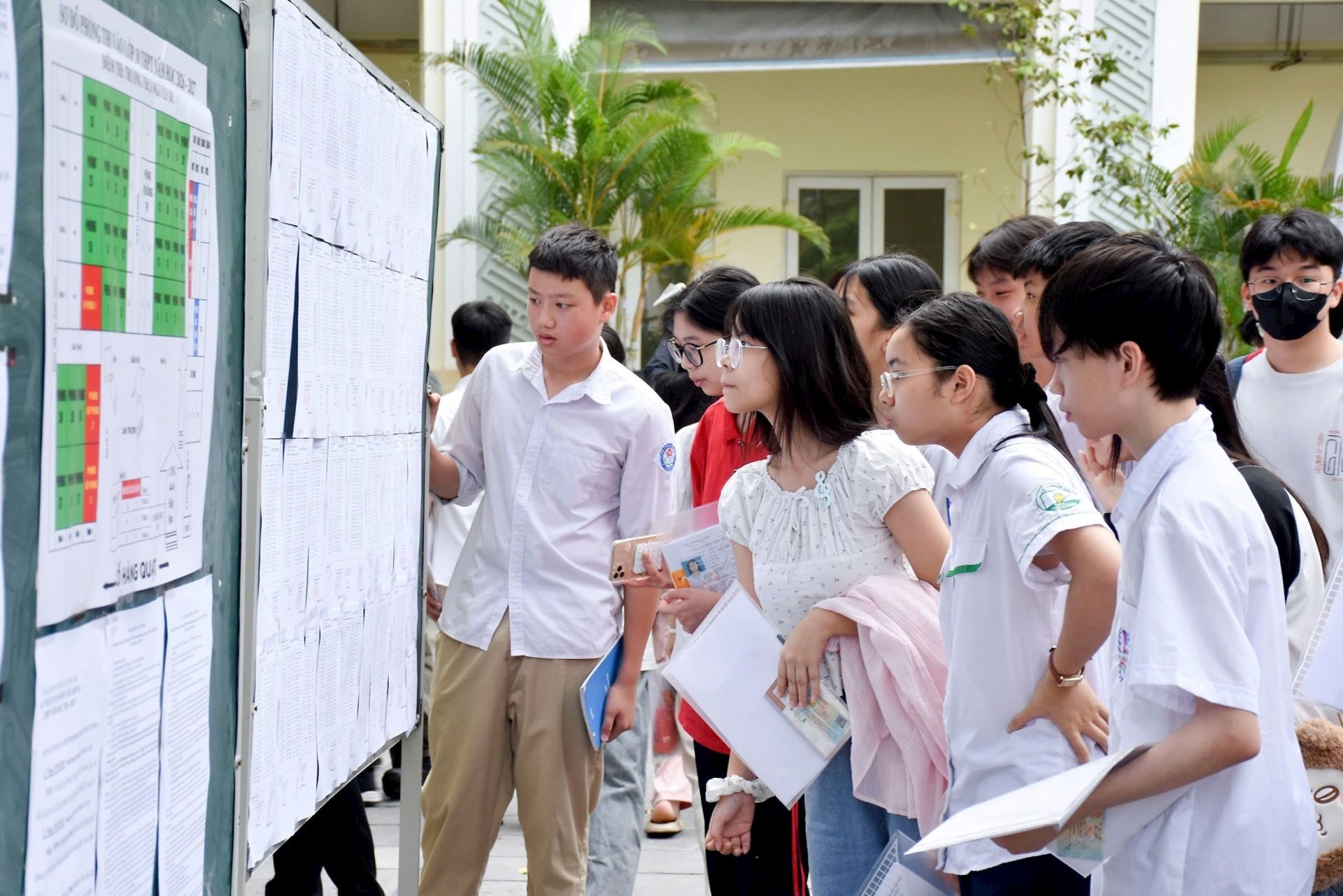 TP. Hà N&ocirc;̣i sẽ c&ocirc;ng b&ocirc;́ đi&ecirc;̉m thi, đi&ecirc;̉m chu&acirc;̉n vào lớp 10 trong t&ocirc;́i 19/6.