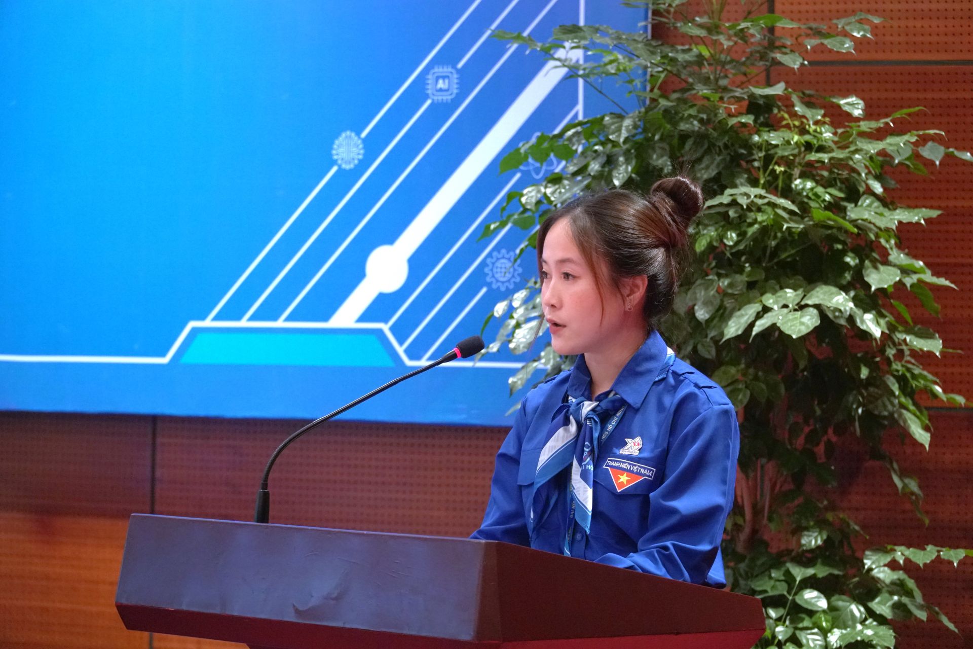 Chị L&ecirc; Như Quỳnh &ldquo;hiến kế&rdquo; phương thức gi&aacute;o dục lịch sử, văn h&oacute;a bằng c&ocirc;ng nghệ số, ph&aacute;t huy lợi thế của từng địa phương. 