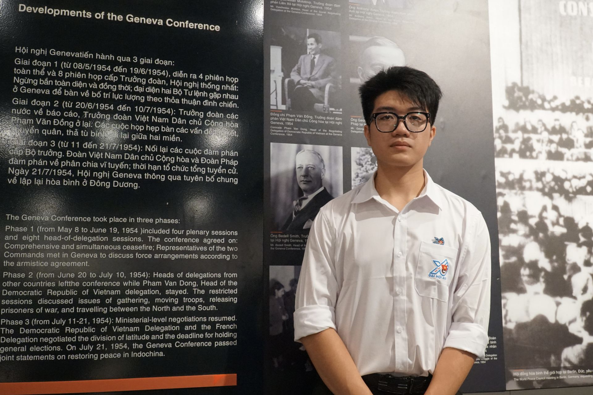 Anh Phan Anh Dũng, đại biểu thuộc Tỉnh đo&agrave;n Hưng Y&ecirc;n chia sẻ: &ldquo;Đi giữa kh&ocirc;ng gian bảo t&agrave;ng, t&ocirc;i cảm thấy v&ocirc; c&ugrave;ng tự h&agrave;o v&agrave; h&atilde;nh diện về những điều vĩ đại m&agrave; cha &ocirc;ng ta đ&atilde; l&agrave;m được trong qu&aacute; khứ.&rdquo;