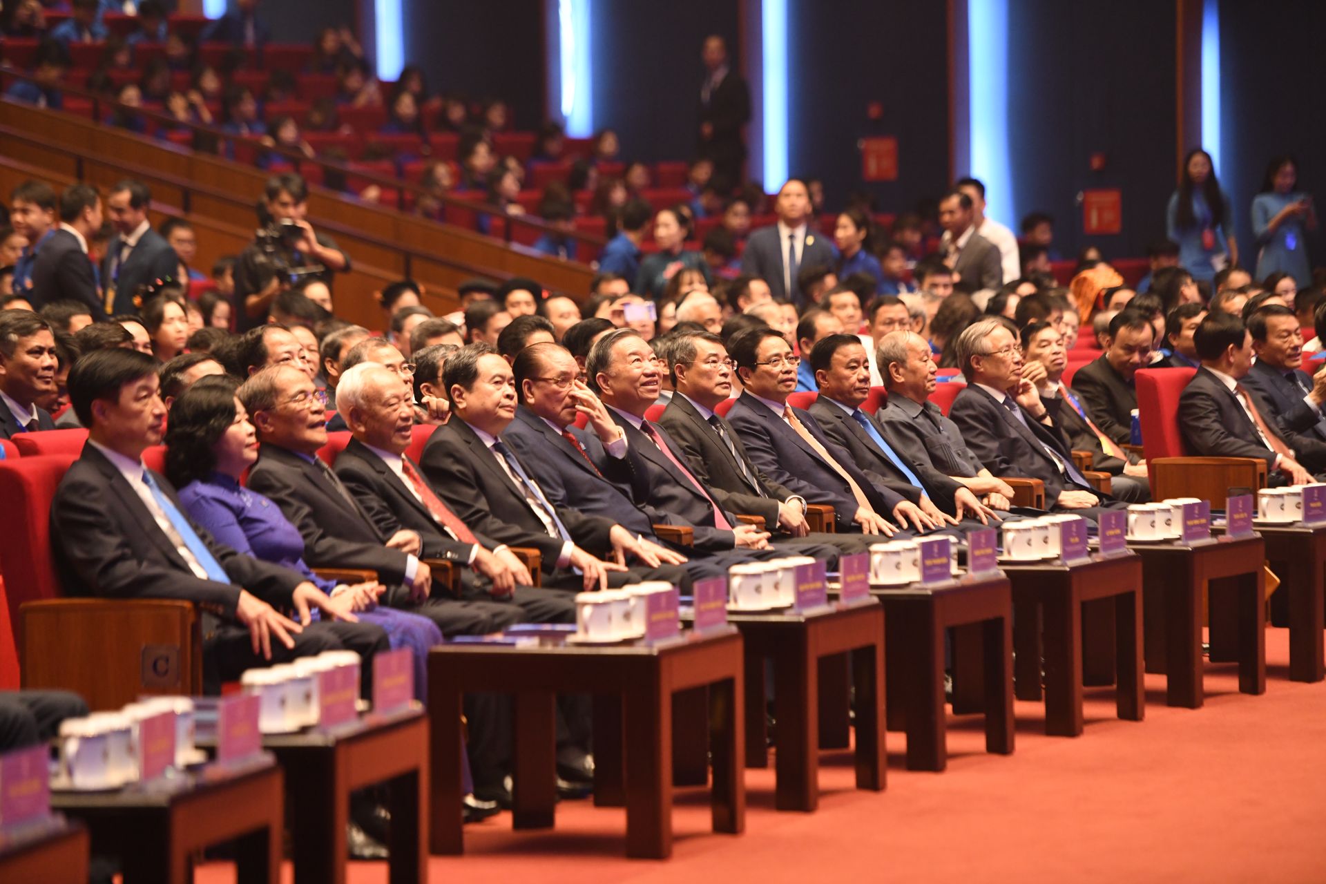 Tổng B&iacute; thư T&ocirc; L&acirc;m c&ugrave;ng c&aacute;c l&atilde;nh đạo, nguy&ecirc;n l&atilde;nh đạo Đảng v&agrave; Nh&agrave; nước dự Đại hội đại biểu Đo&agrave;n TNCS Hồ Ch&iacute; Minh lần thứ XIII.