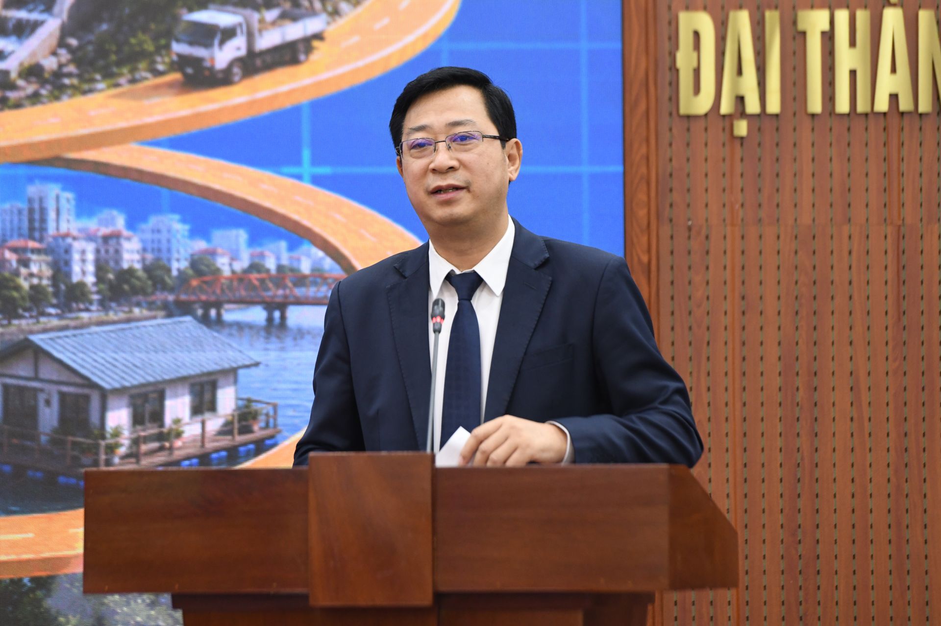 Phó Chủ tịch Ủy ban T.Ư MTTQ Vi&ecirc;̣t Nam Cao Xu&acirc;n Thạo phát bi&ecirc;̉u tại chương trình. Ảnh: Trường Phạm.