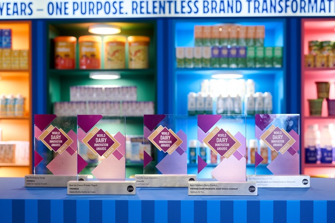 C&aacute;c sản phẩm Vinamilk được vinh danh tại World Dairy Innovation Awards 2026 trải rộng từ dinh dưỡng trẻ em, dinh dưỡng chuy&ecirc;n biệt đến c&aacute;c sản phẩm phục vụ lối sống năng động v&agrave; xu hướng ti&ecirc;u d&ugrave;ng mới.
