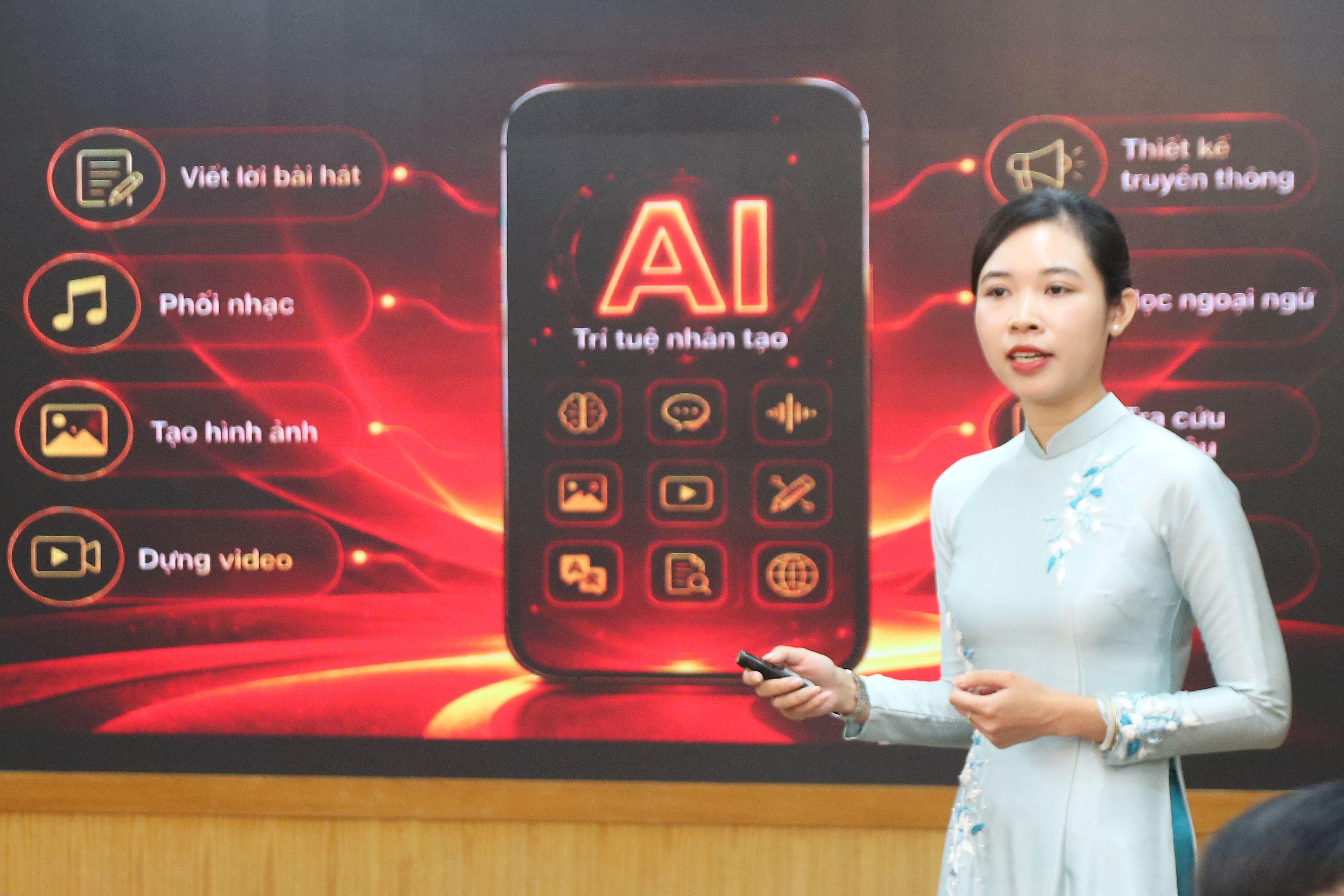 C&aacute;c b&aacute;o c&aacute;o vi&ecirc;n tr&igrave;nh b&agrave;y phần thi tại chương tr&igrave;nh.