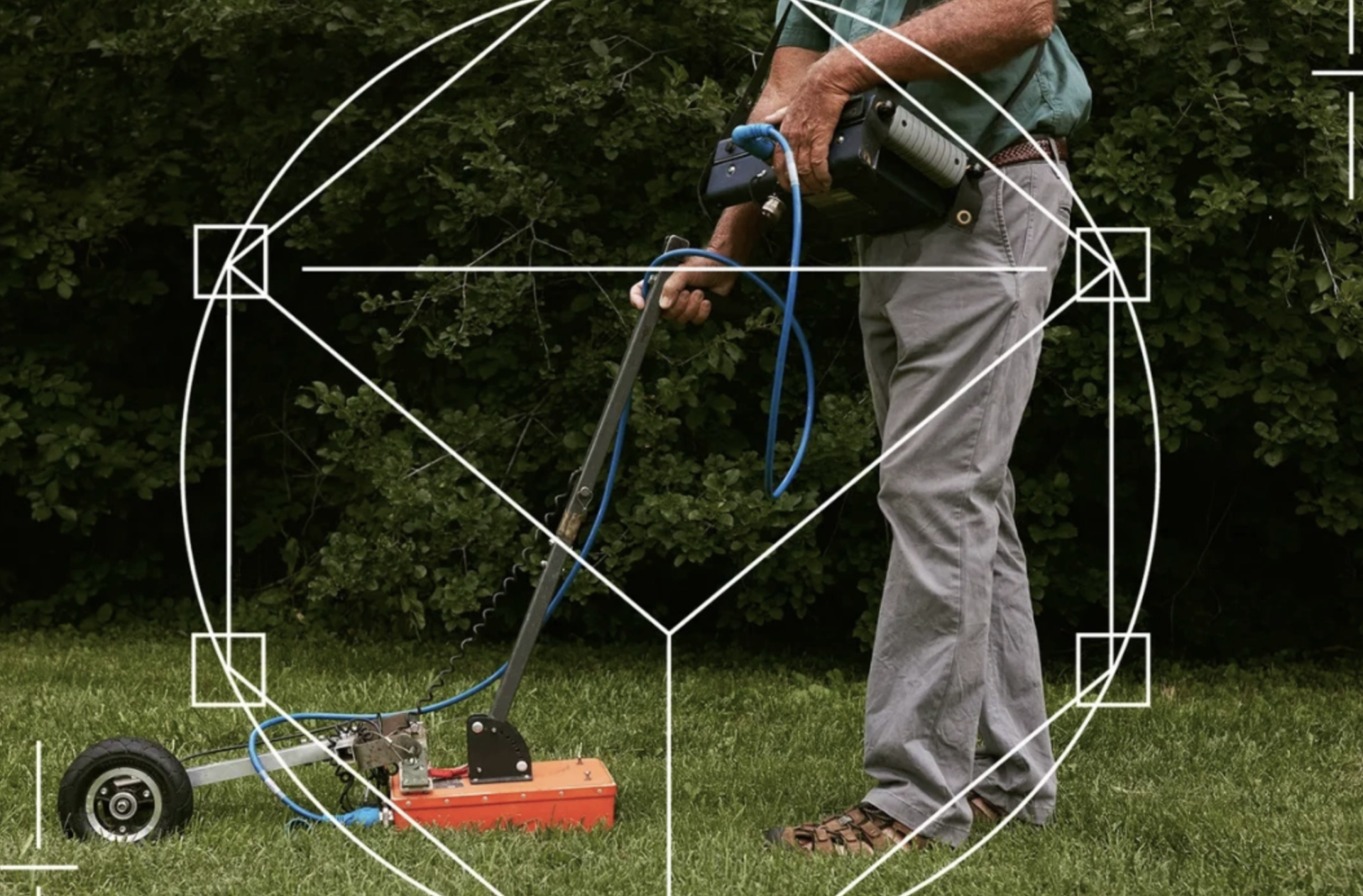 Ảnh minh họa c&aacute;c nh&agrave; khảo cổ sử dụng radar xuy&ecirc;n đấy để d&ograve; t&igrave;m di t&iacute;ch.