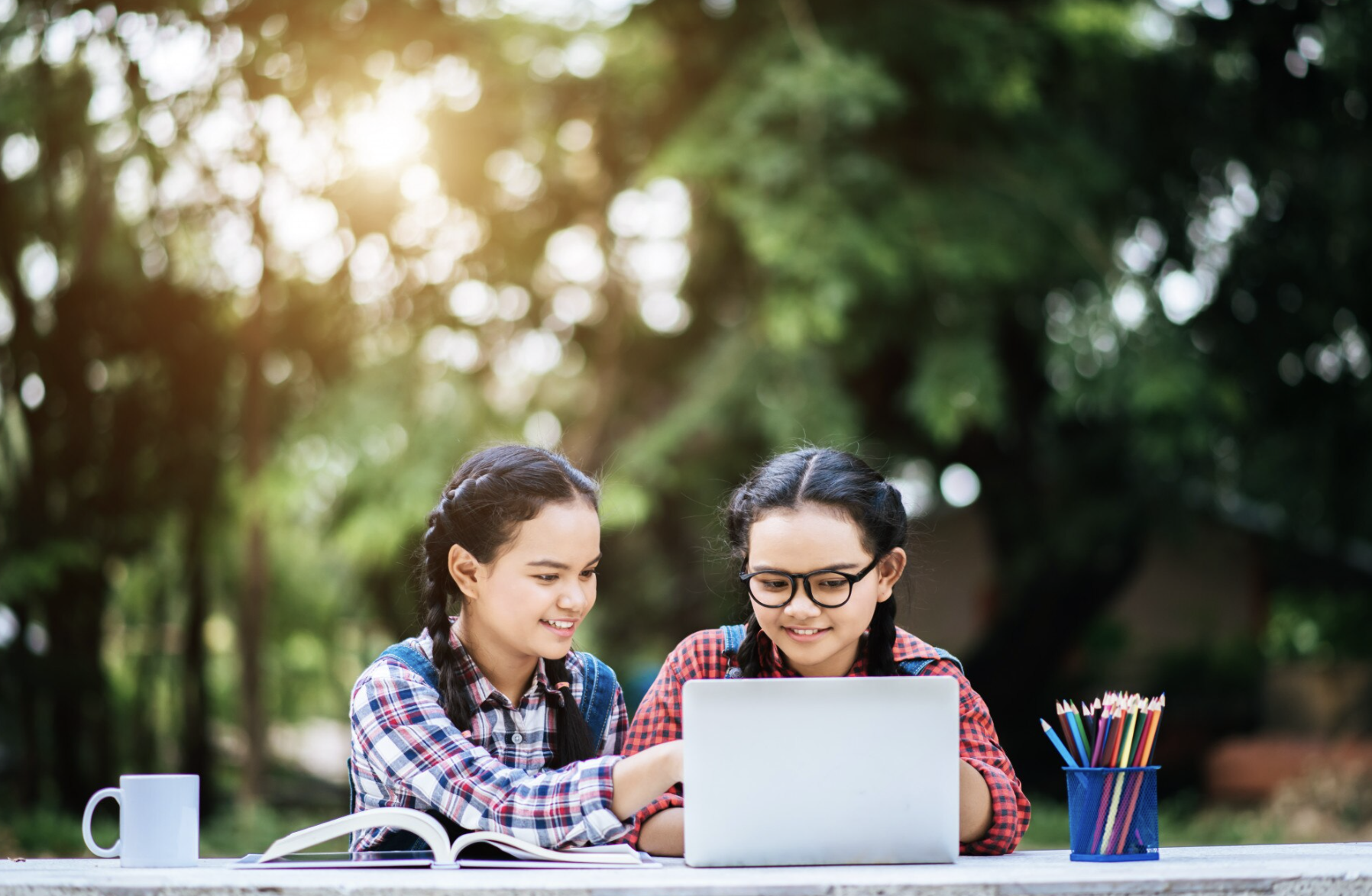 Google ra mắt t&iacute;nh năng Study notebooks hỗ trợ học tập tr&ecirc;n Gemini.