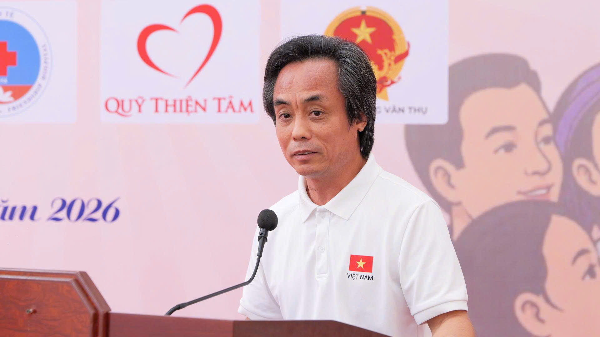 Nh&agrave; b&aacute;o Phạm Văn H&agrave; - Gi&aacute;m đốc Trung t&acirc;m Truyền h&igrave;nh Nh&acirc;n đạo, Trưởng Ban Tổ chức chương tr&igrave;nh ph&aacute;t biểu tại chương tr&igrave;nh.