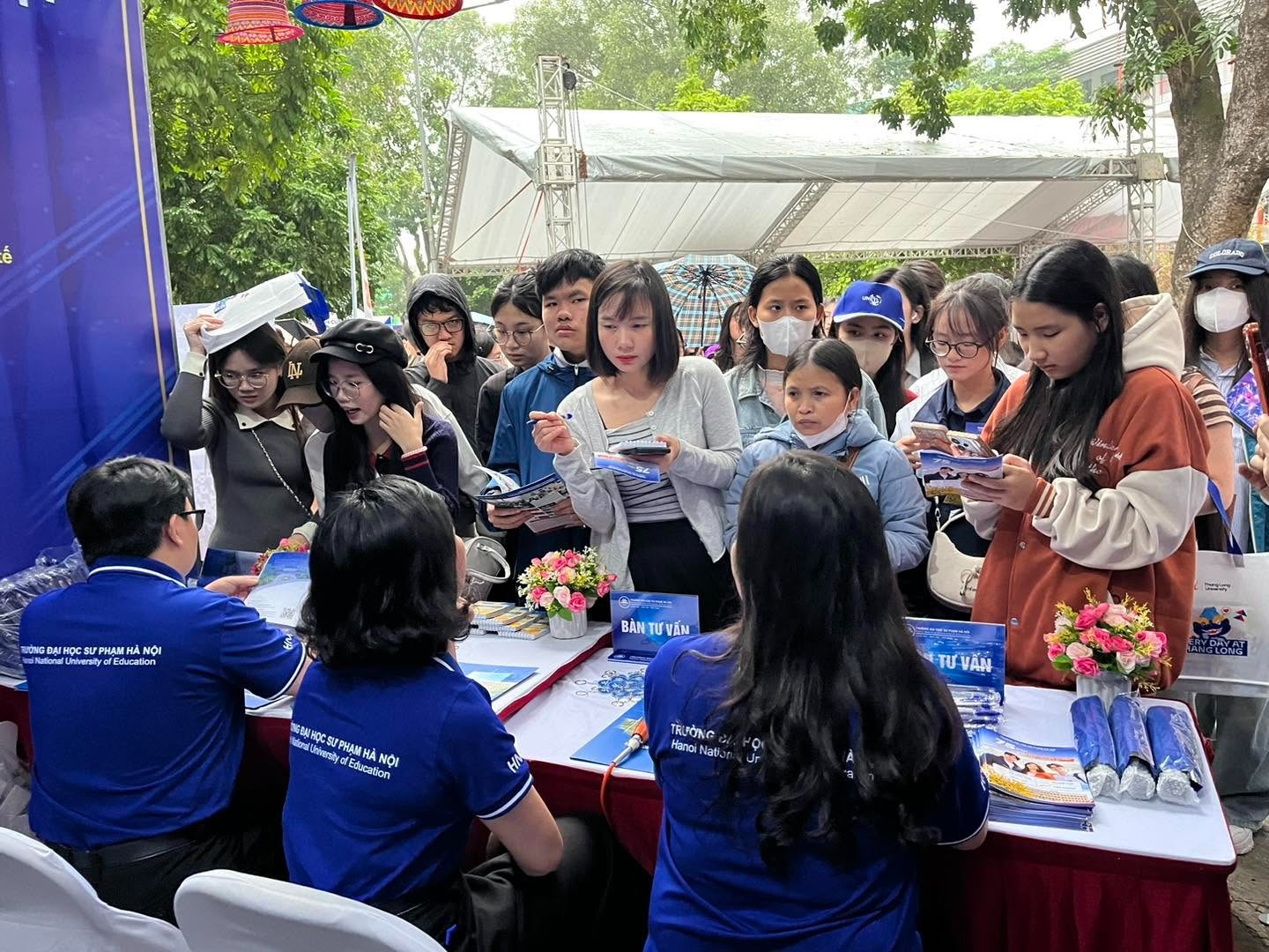 Đi&ecirc;̉m chu&acirc;̉n ngành Sư phạm cao hơn so với năm 2025. Ảnh: HNUE.