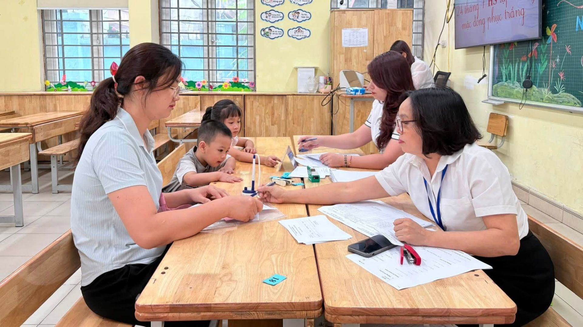 Các trường học Hà Nội tuyển sinh đầu cấp theo hình thức trực tiếp