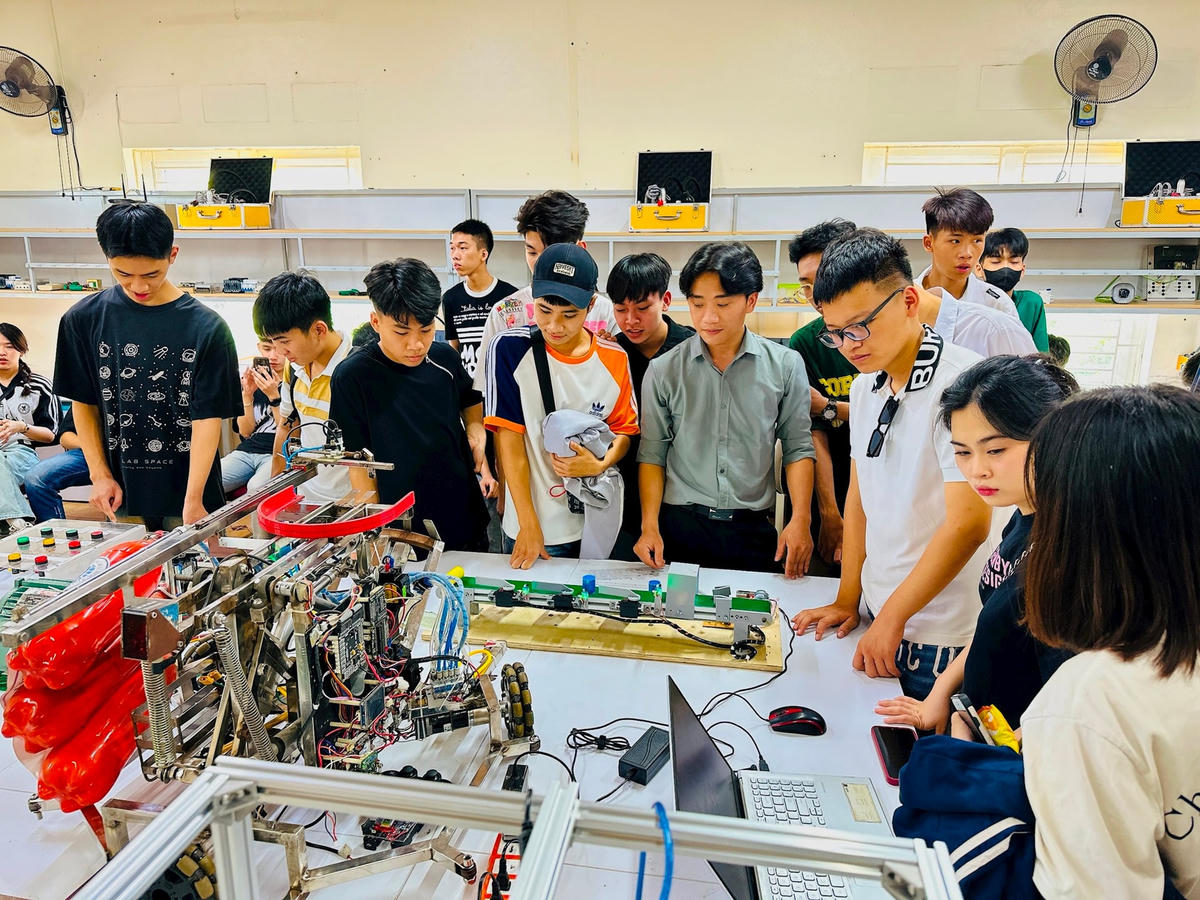 GS.TS Nguyễn Tiến Thảo: 331.693 thí sinh đăng ký xét tuyển đại học vào 15 nhóm ngành then chốt