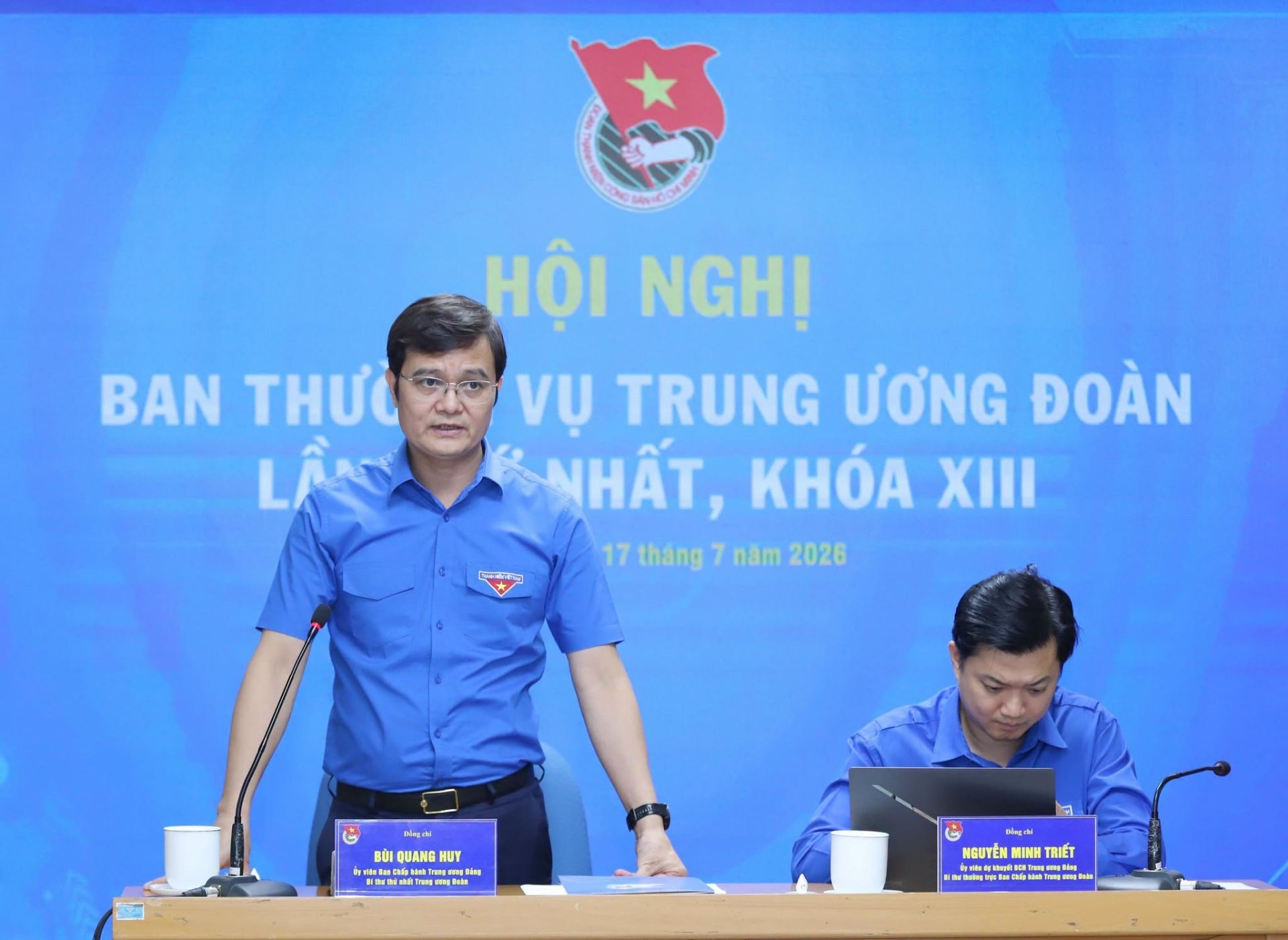 Bí thư thứ nh&acirc;́t T.Ư Đoàn phát bi&ecirc;̉u tại h&ocirc;̣i nghị.