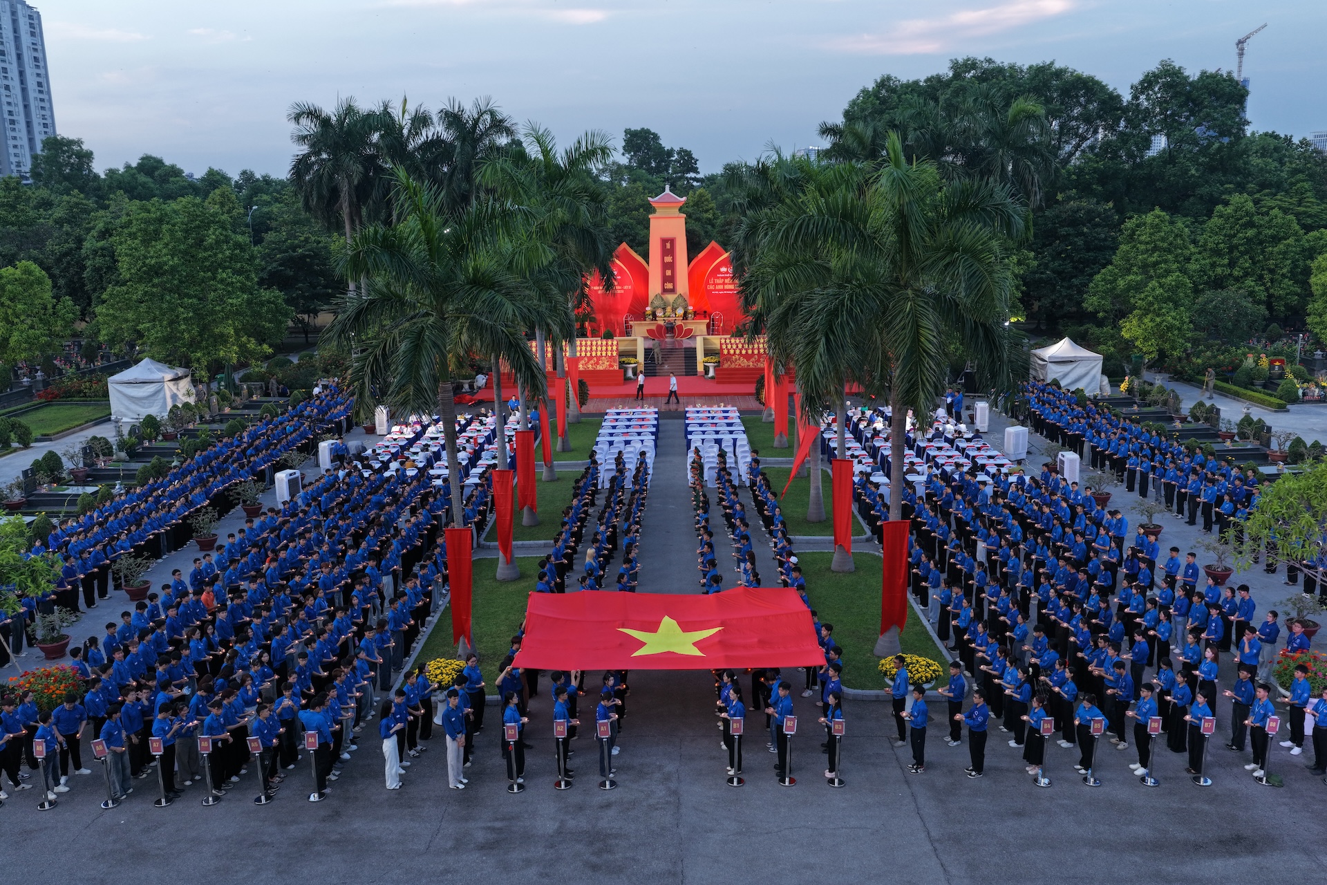 Lễ Thắp nến tri &acirc;n 