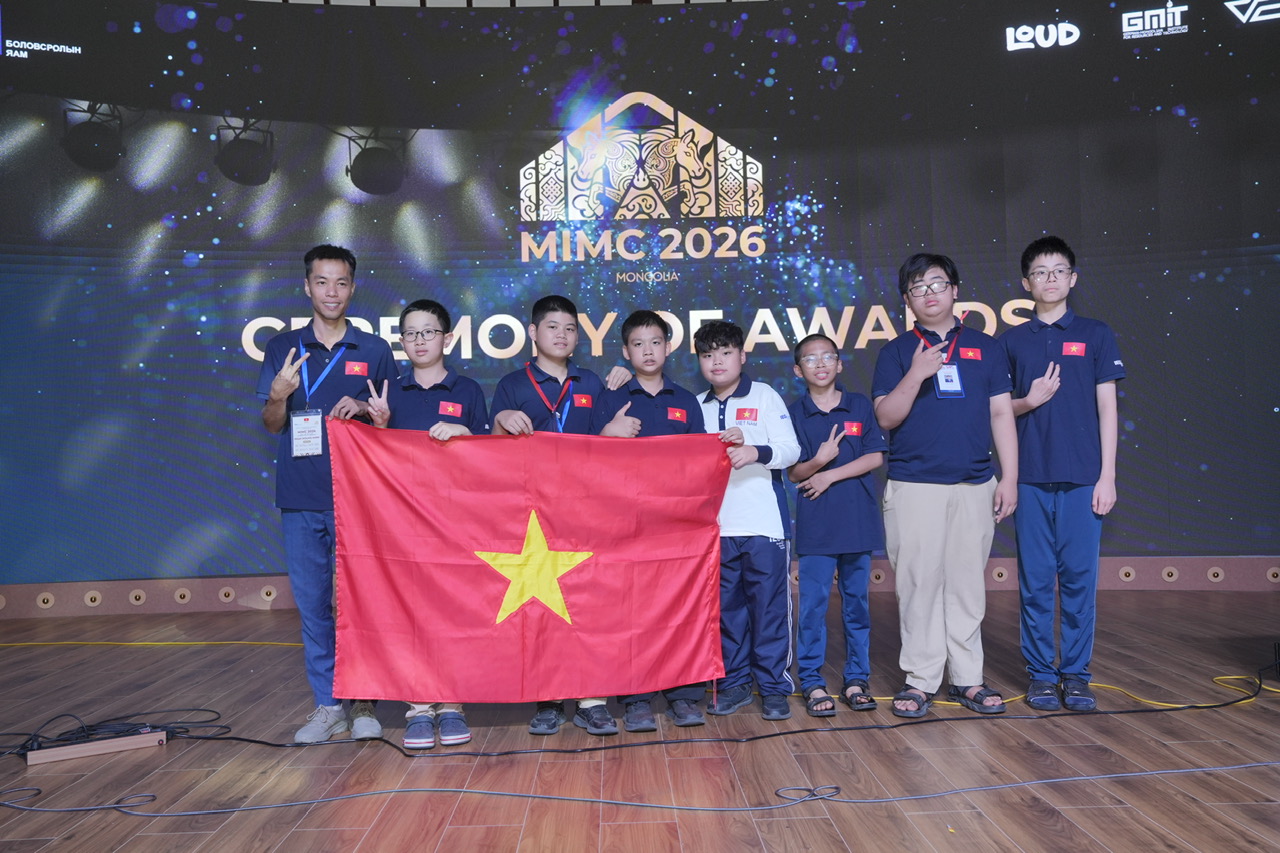 Các bạn học sinh trường Ng&ocirc;i Sao Hoàng Mai tham dự kỳ thi MIMC.
