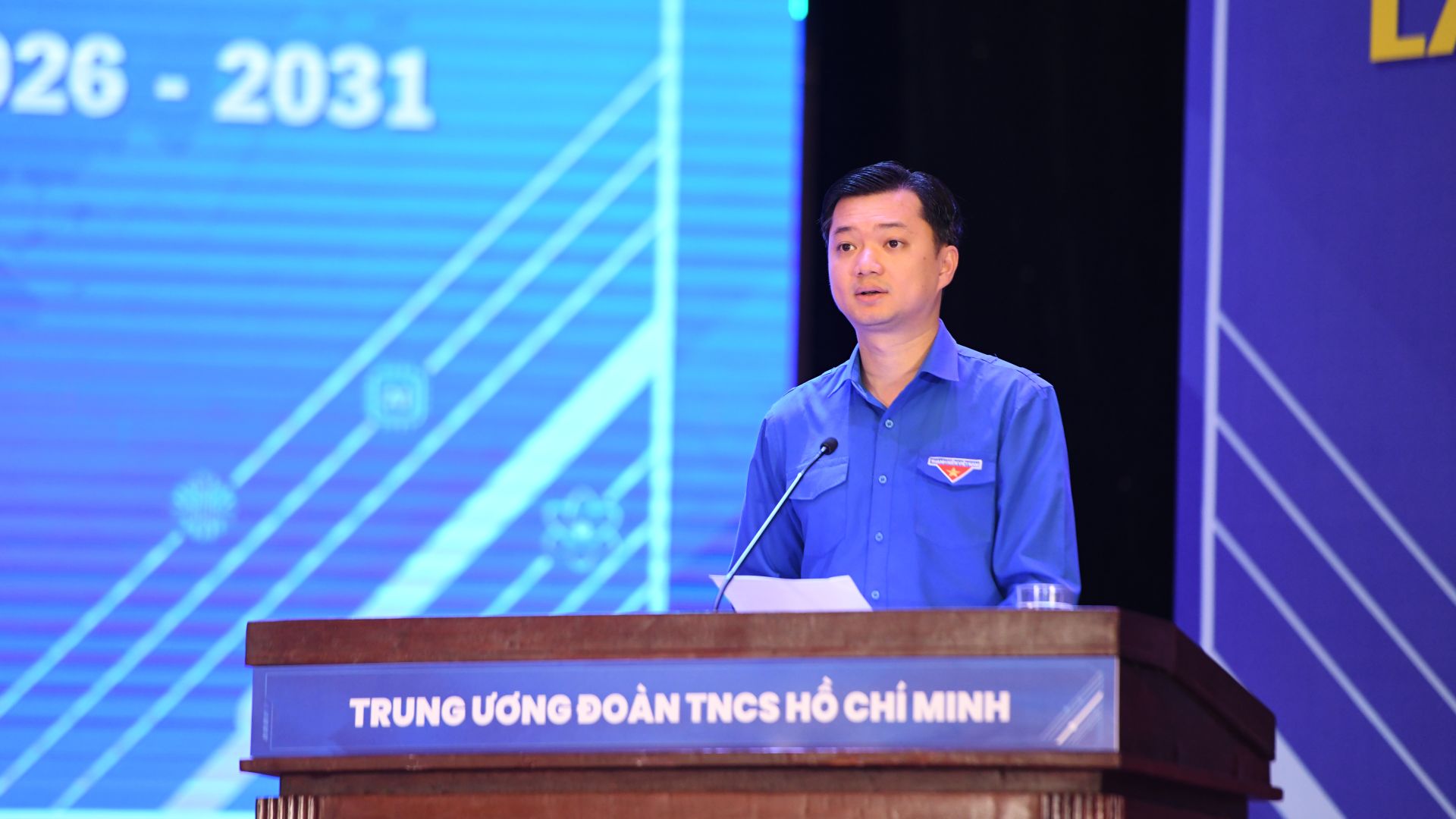 B&iacute; thư thường trực T.Ư Đo&agrave;n Nguyễn Minh Triết ph&aacute;t biểu khai mạc hội nghị.