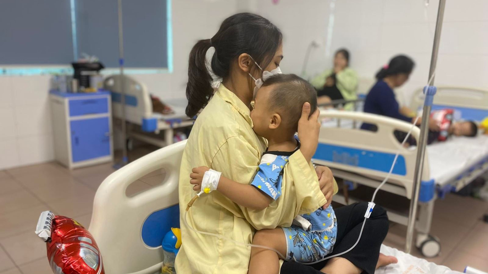 Adenovirus là gì? Những điều các bạn và cha mẹ cần biết