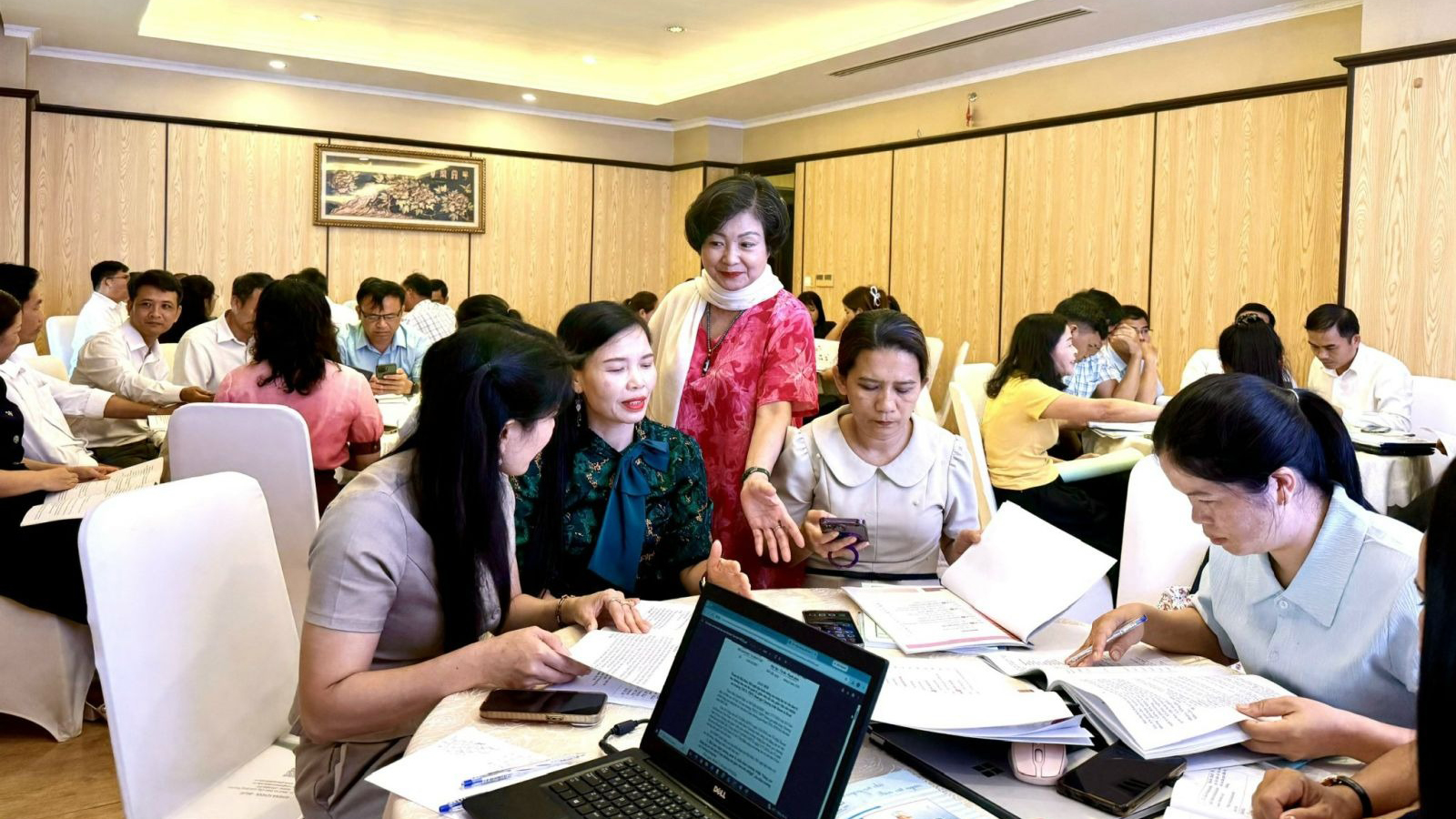 Tập huấn bảo tồn bản sắc văn hóa dân tộc Êđê, Mnông