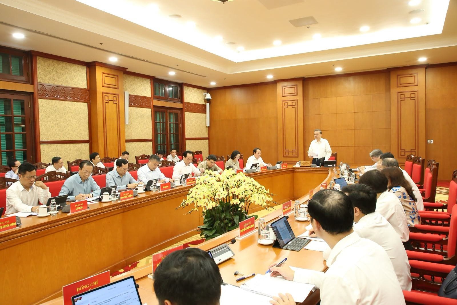 Quang cảnh buổi l&agrave;m việc. (Ảnh: Cổng th&ocirc;ng tin điện tử Đảng Cộng sản Việt Nam)