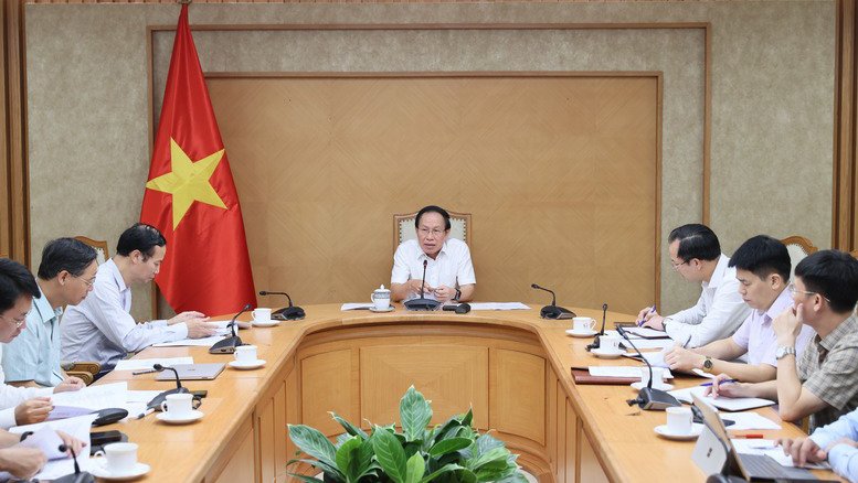Phó Thủ tướng Chính phủ đề nghị thành lập Tổ phản ứng nhanh về phát hành sách giáo khoa