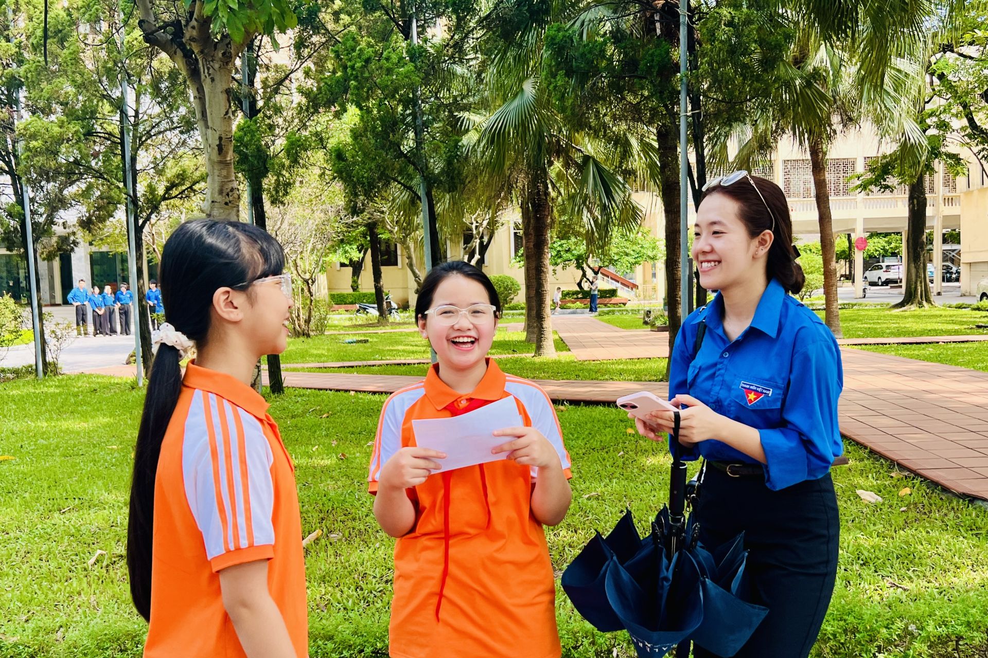 C&aacute;c em học sinh đ&atilde; học được nhiều kỹ năng khi phải tự tay thực hiện c&ocirc;ng việc.