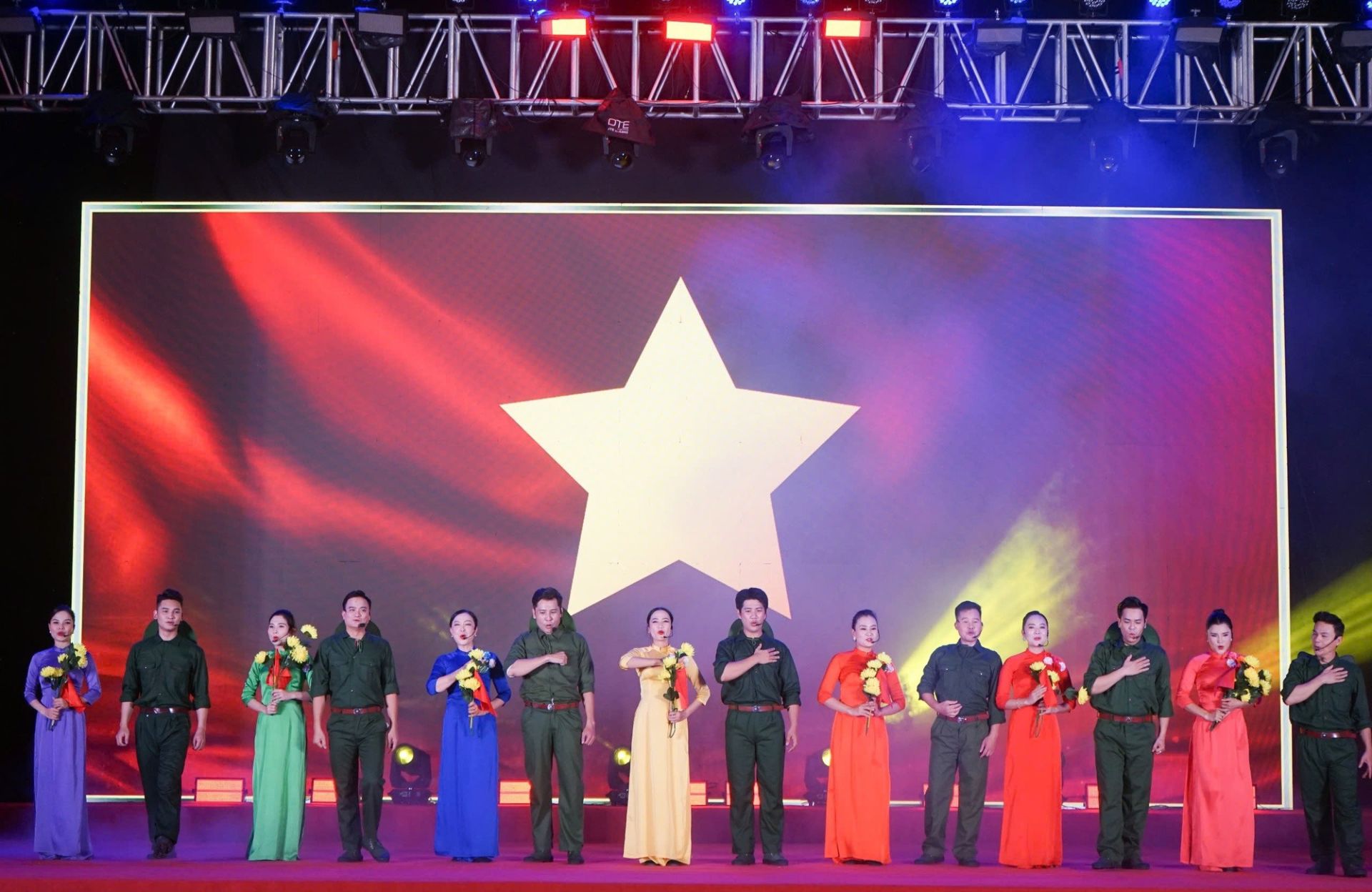 H&agrave; Nội tổ chức 02 chương tr&igrave;nh nghệ thuật đặc biệt ch&agrave;o mừng kỷ niệm 72 năm Ng&agrave;y Giải ph&oacute;ng Thủ đ&ocirc; (10/10/1954-10/10/2026).