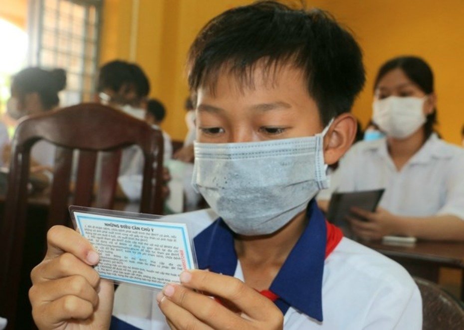 Học sinh được hưởng nhiều quyền lợi khi tham gia bảo hiểm y tế.