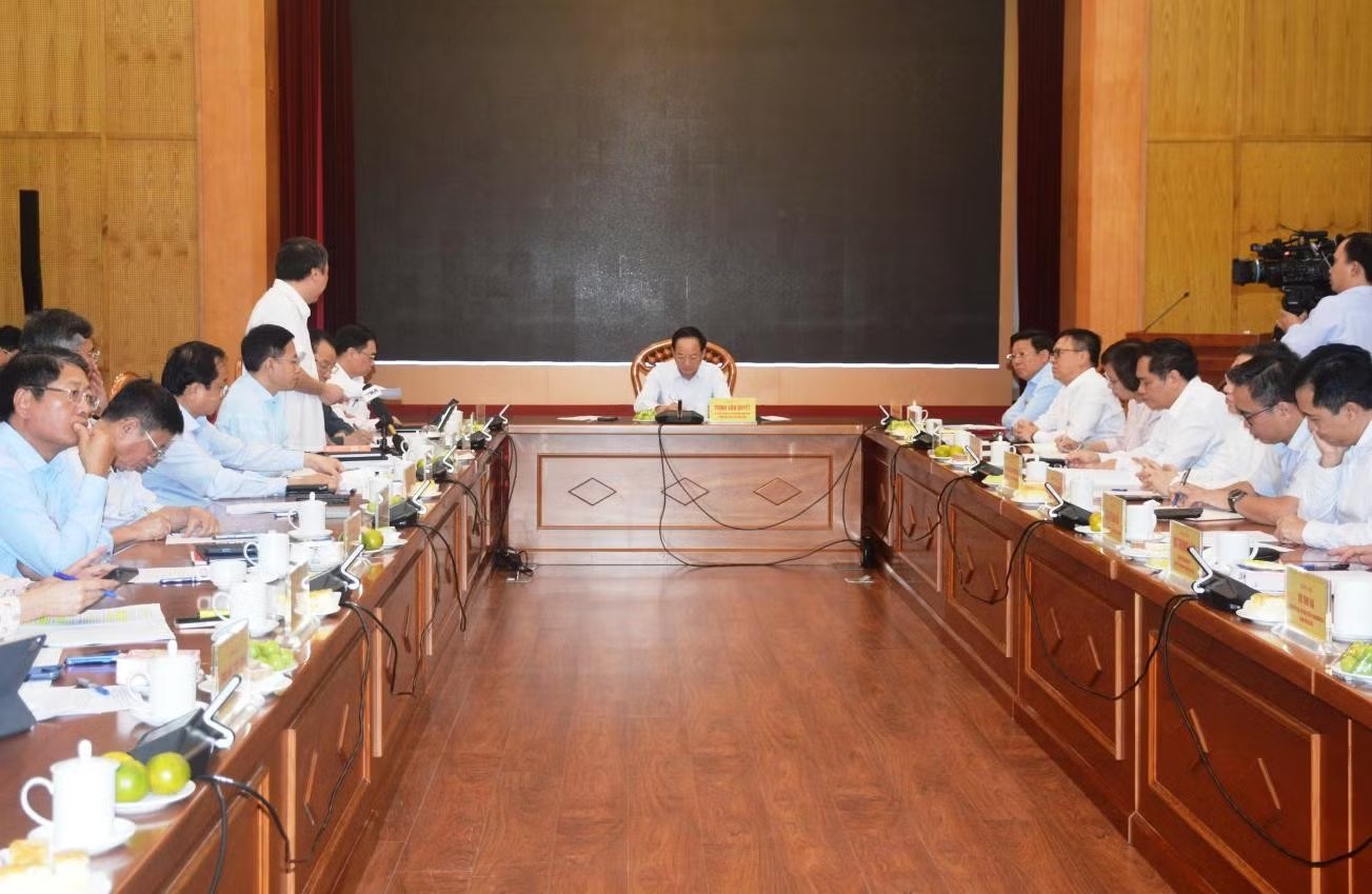 Quang cảnh buổi l&agrave;m việc về ph&aacute;t huy vai tr&ograve; của văn h&oacute;a, đ&oacute;ng g&oacute;p v&agrave;o mục ti&ecirc;u tăng trưởng kinh tế, chiều 17/9 tại H&agrave; Nội.
