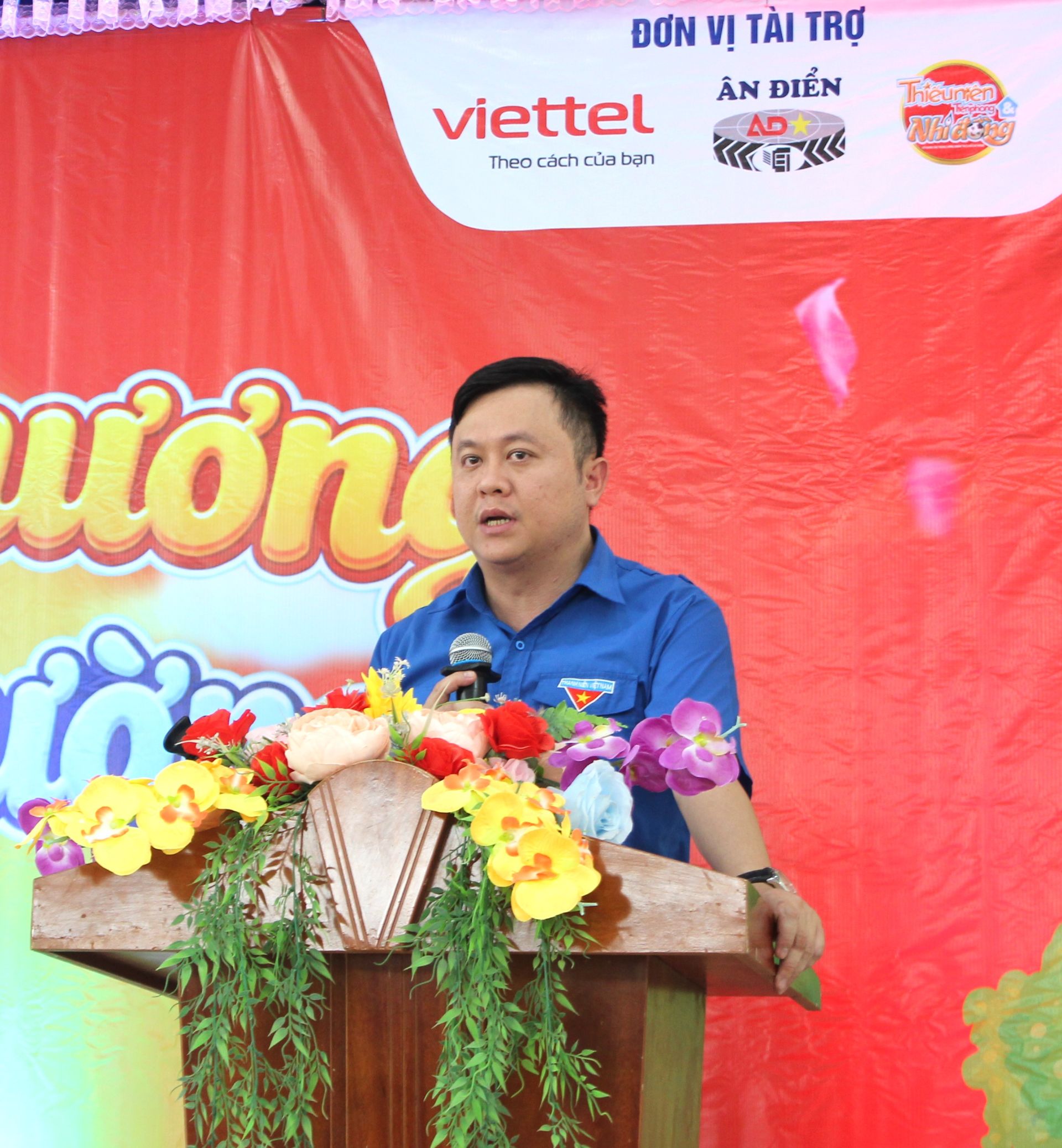 Anh L&ecirc; C&ocirc;ng H&ugrave;ng ph&aacute;t biểu tại chương tr&igrave;nh.