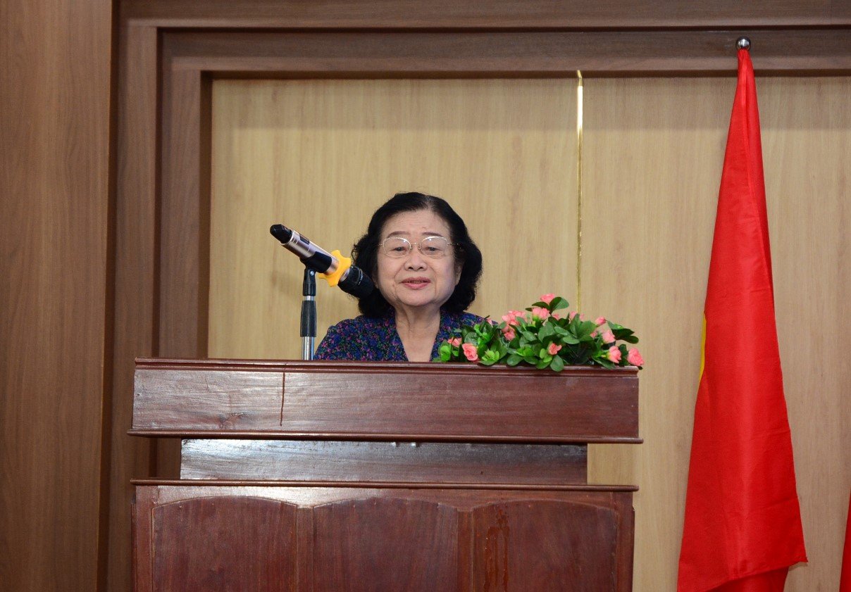 B&aacute;c Trương Mỹ Hoa ph&aacute;t biểu tại chương tr&igrave;nh.