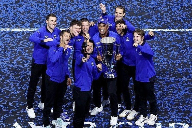 Zverev giúp đội tuyển châu Âu vô địch Laver Cup 2026