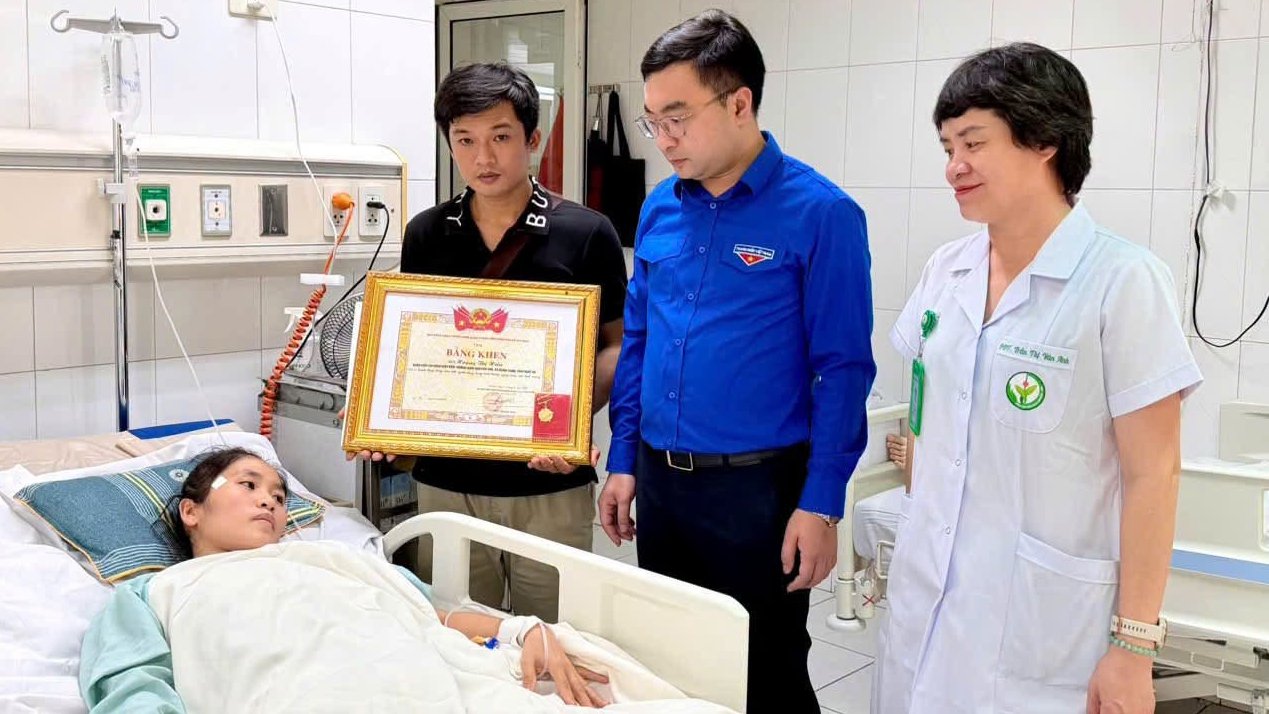 Cô giáo dũng cảm cứu học trò được tuyên dương "Thanh niên sống đẹp"