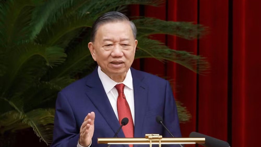 Tổng B&iacute; thư, Chủ tịch nước T&ocirc; L&acirc;m ph&aacute;t biểu bế mạc hội nghị.