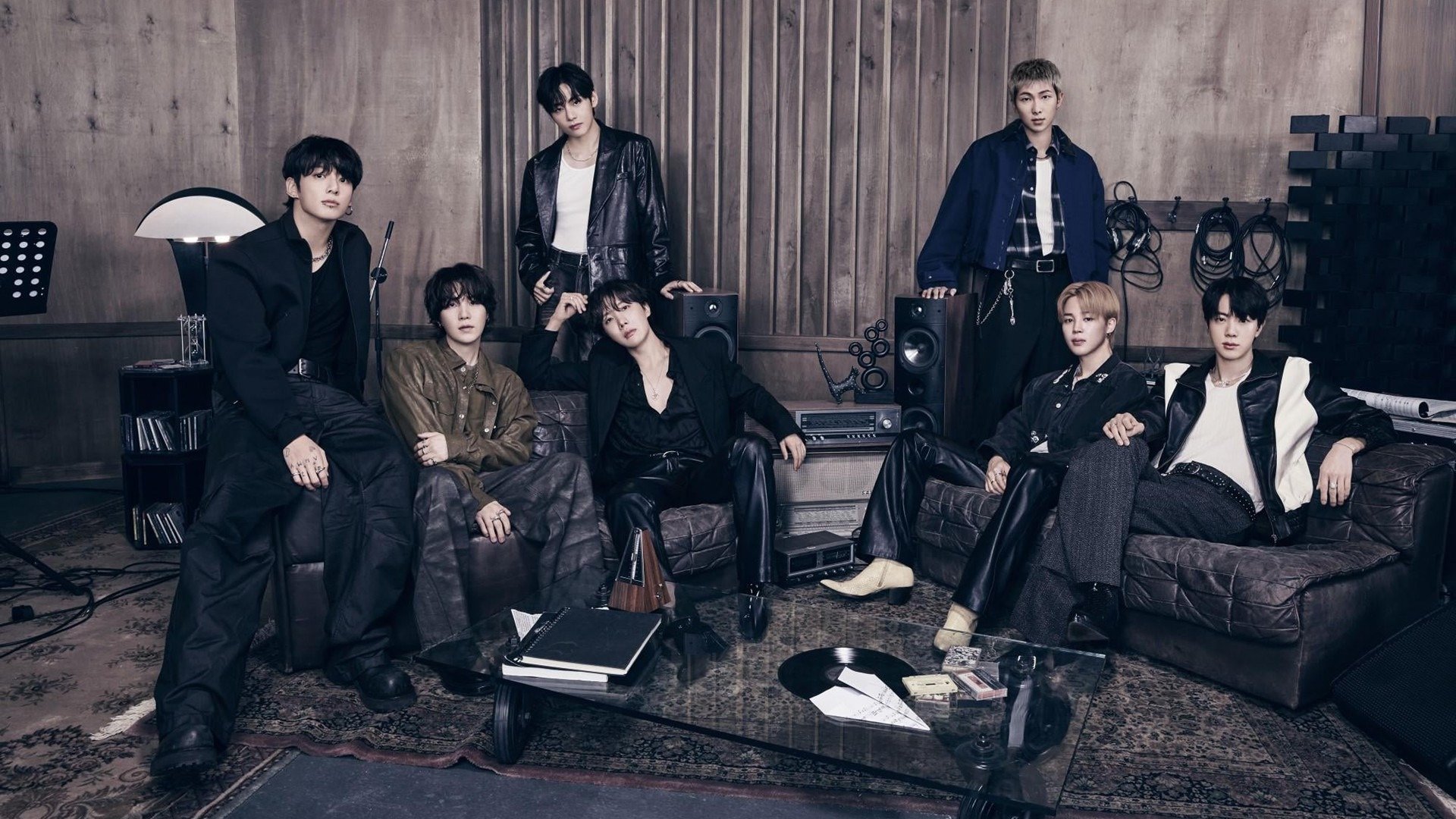 BTS tiếp tục khẳng định vị thế số 1 của Kpop với album 
