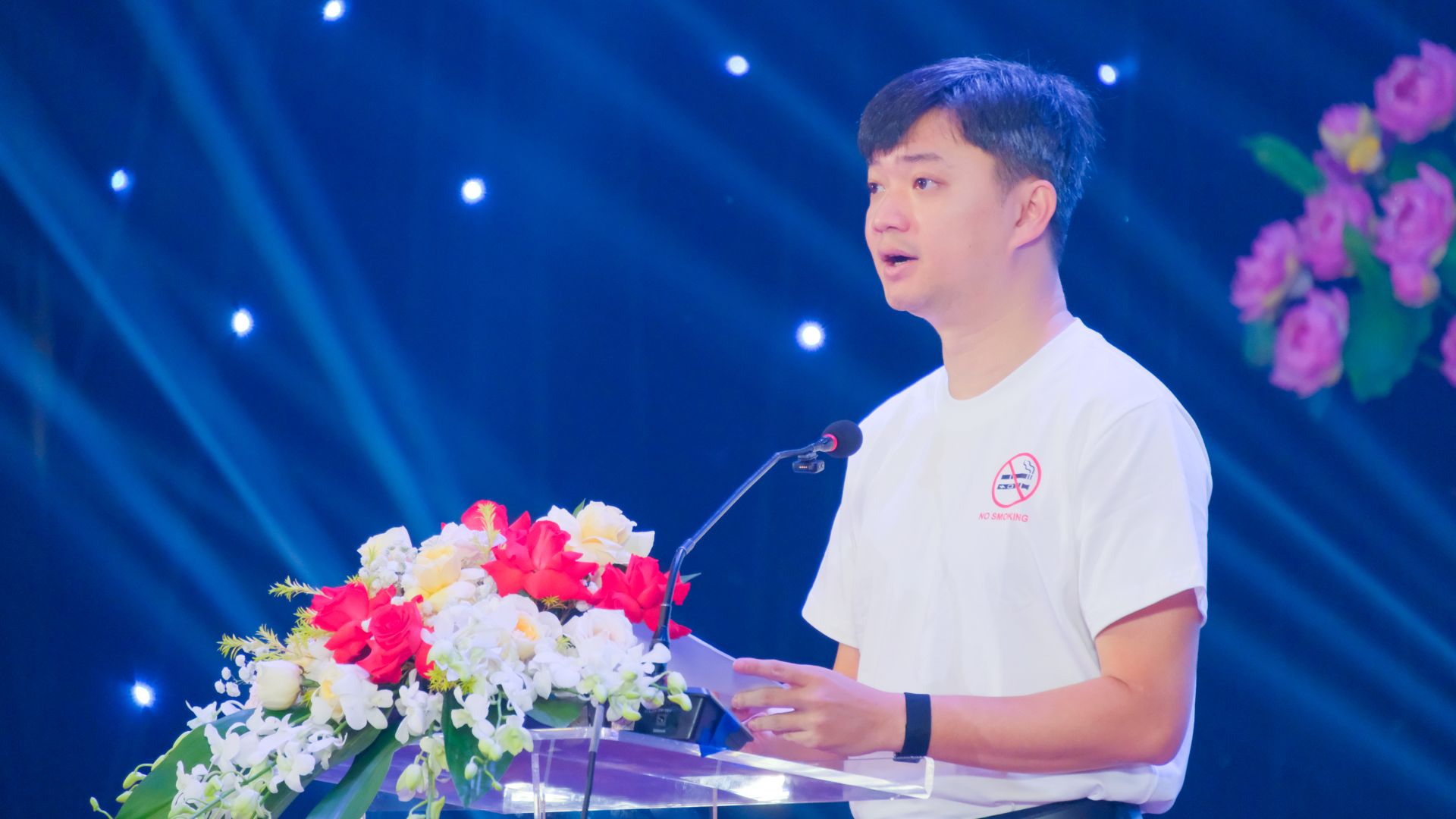 B&iacute; thư Trung ương Đo&agrave;n Nguyễn Minh Triết ph&aacute;t biểu tại chương tr&igrave;nh.