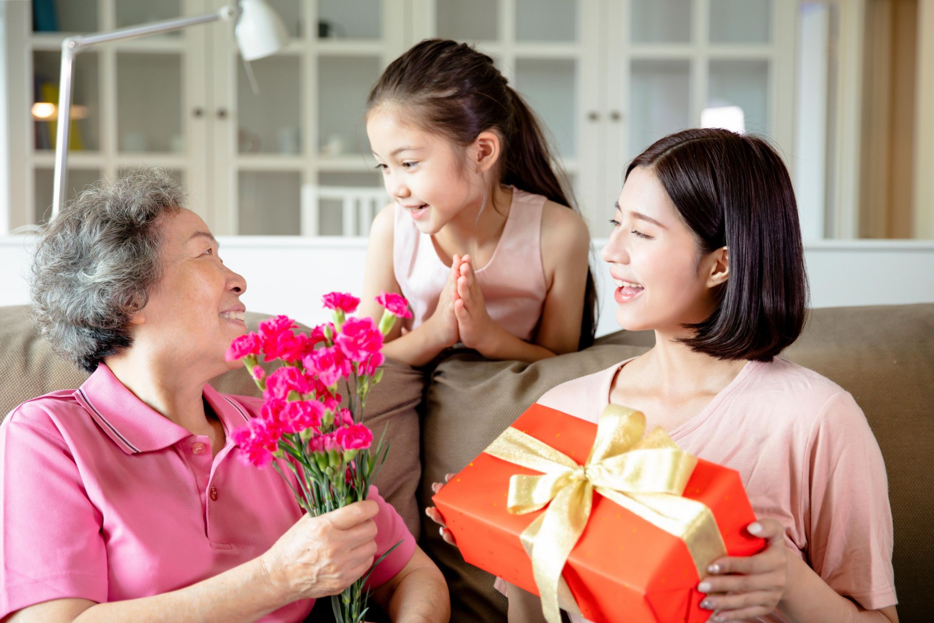 Ngày Phụ nữ Việt Nam 20/10: Nguồn gốc và ý nghĩa đặc biệt