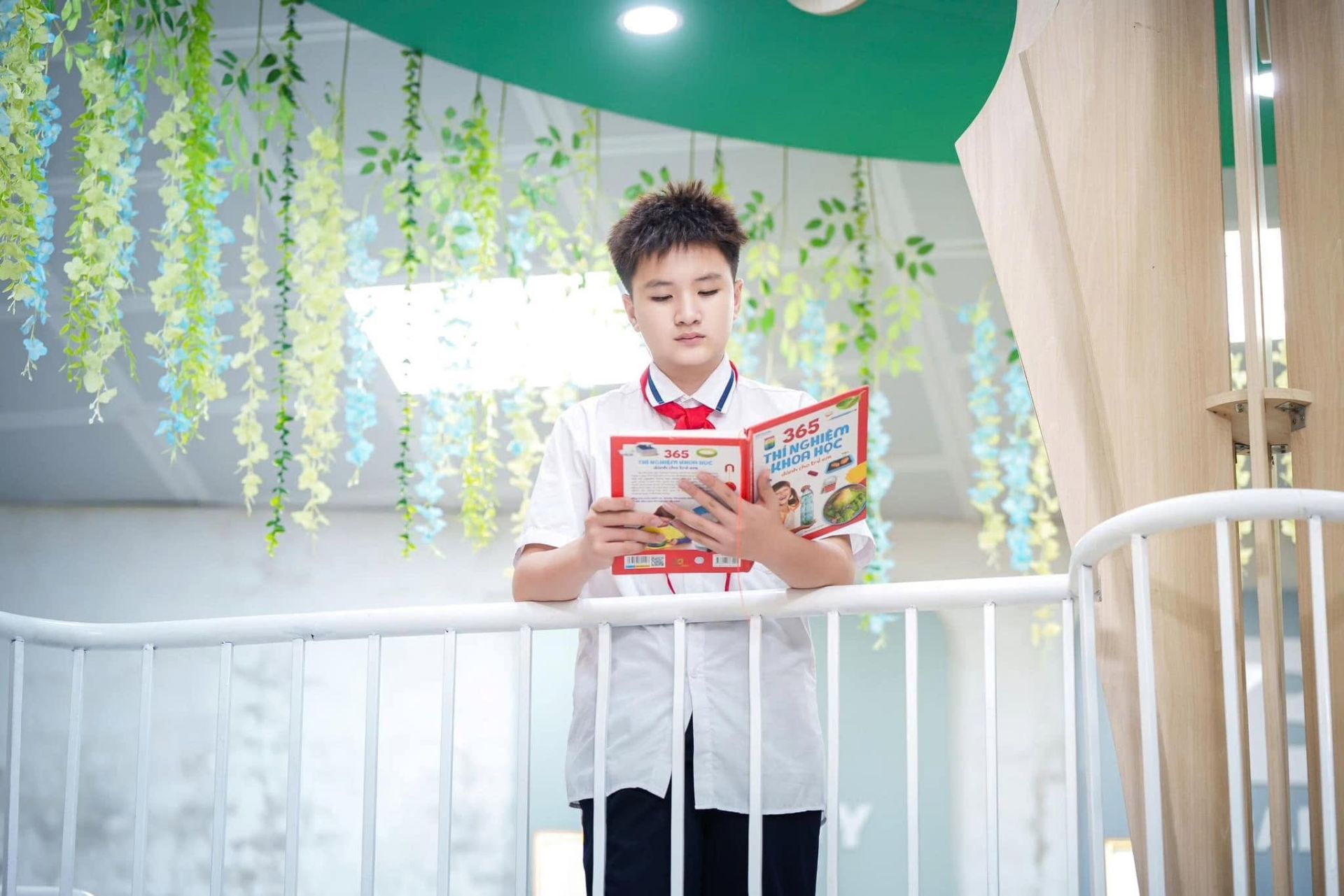 Ho&agrave;ng Trung Hải l&agrave; một trong 300 thiếu nhi tham dự Phi&ecirc;n họp giả định 