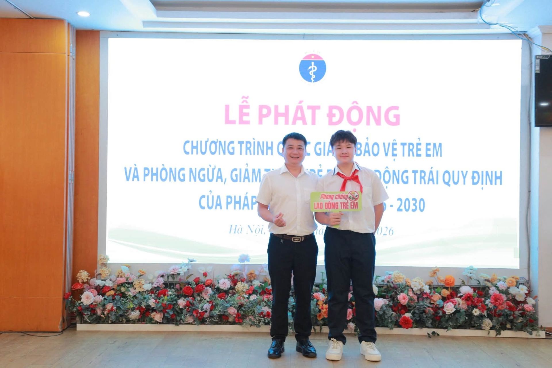 Ho&agrave;ng Trung Hải tham gia 