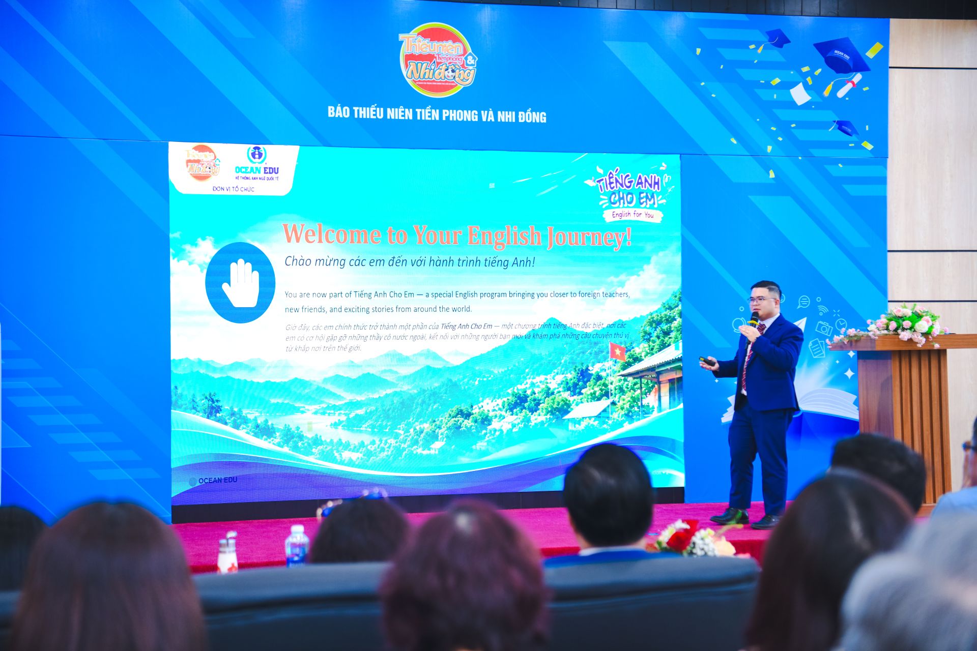 Thầy Mark Byncent Lynard Mejorada-Bayuga - Gi&aacute;m đốc Đ&agrave;o tạo của Ocean Edu giới thiệu về dự &aacute;n 