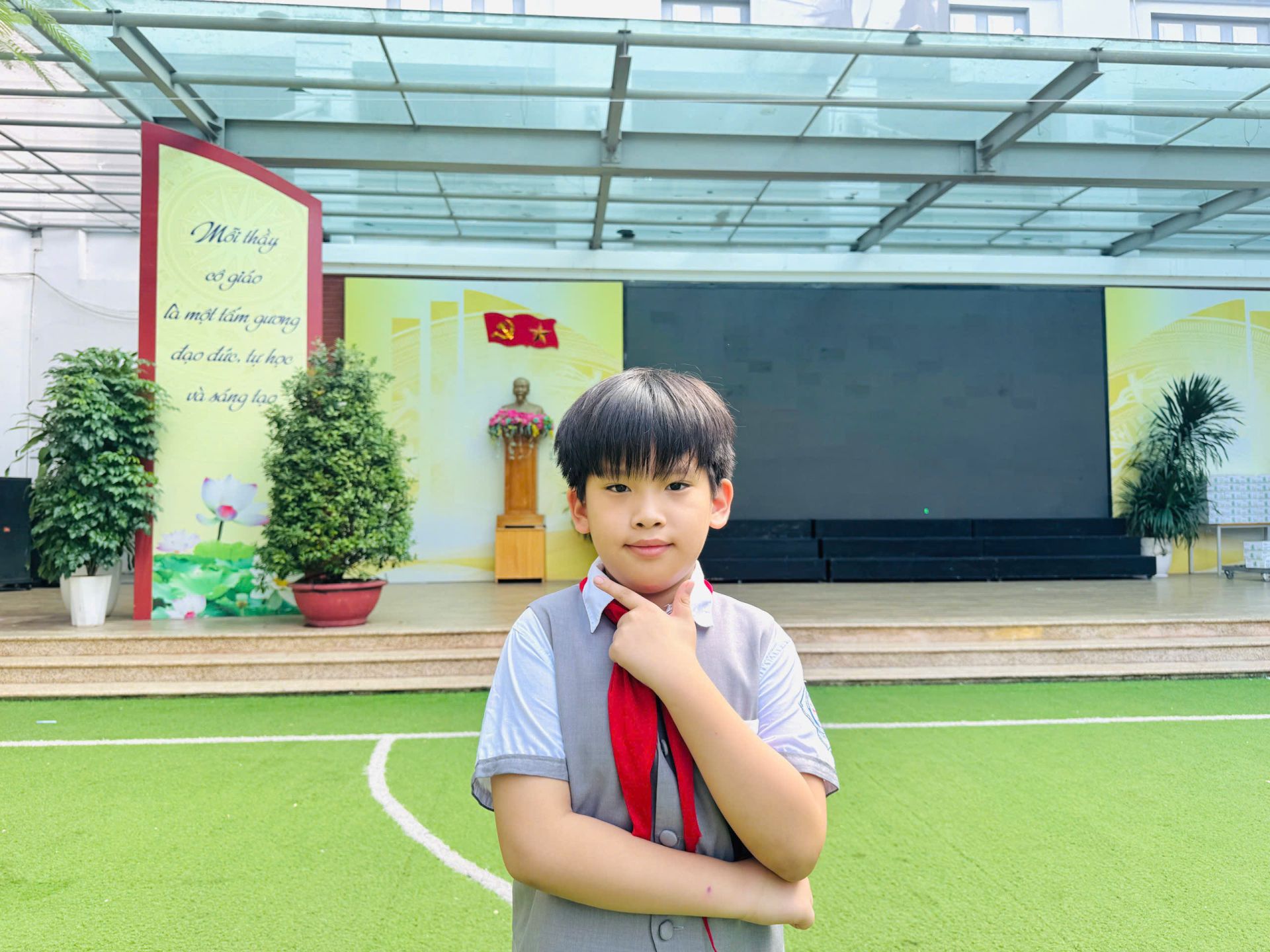 Bạn Đặng Nguyễn Kh&aacute;nh với đam m&ecirc; d&agrave;nh cho STEM. 