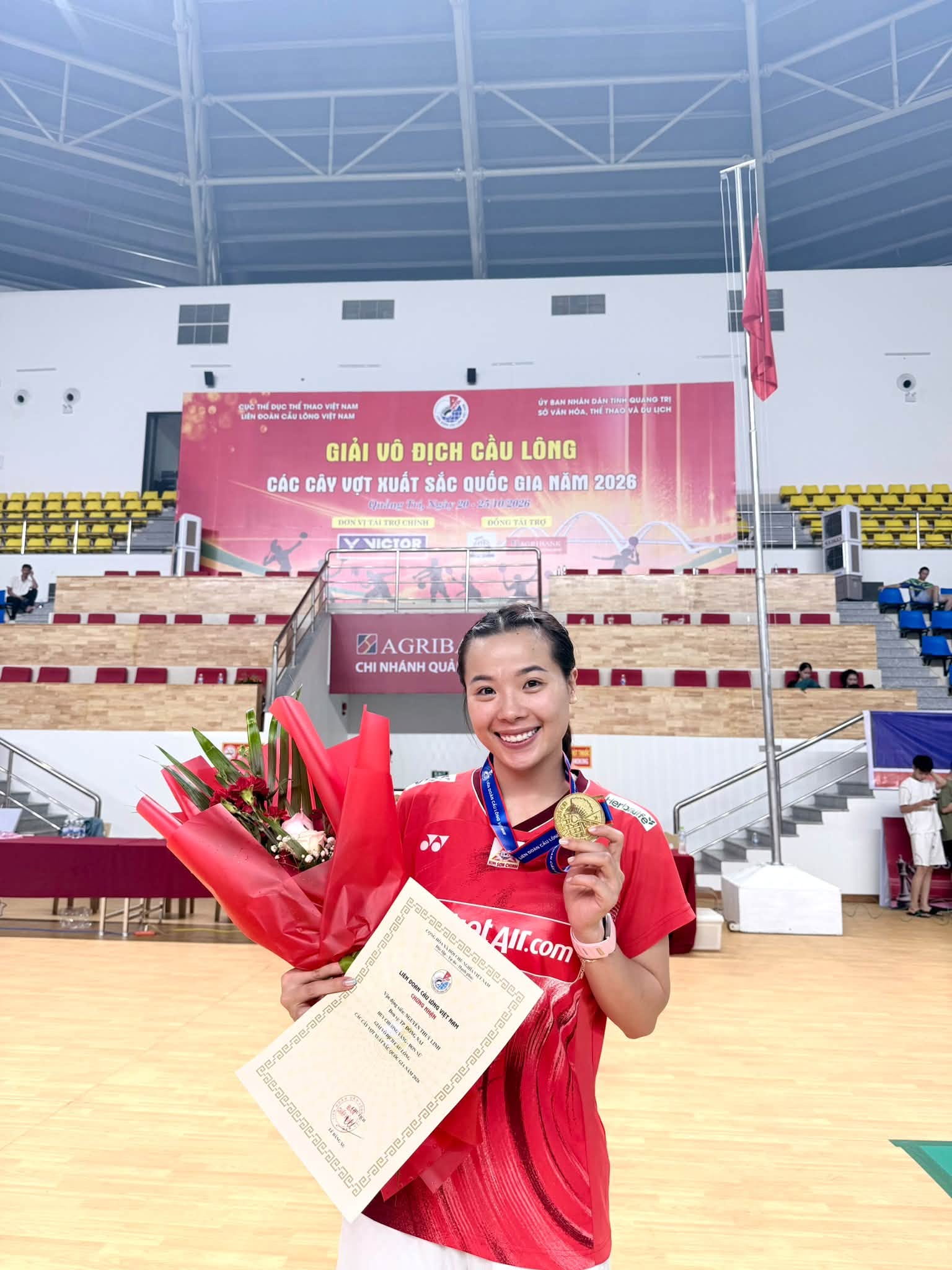 Nguyễn Th&ugrave;y Linh gi&agrave;nh huy chương V&agrave;ng đơn nữ Giải V&ocirc; địch cầu l&ocirc;ng c&aacute;c c&acirc;y vợt xuất sắc quốc gia 2026.
