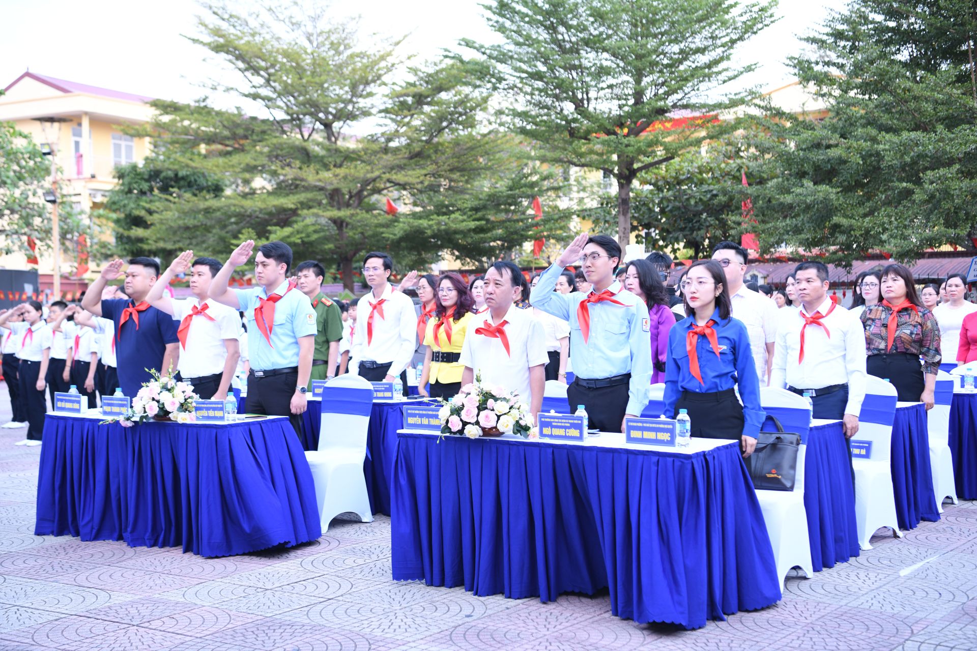 C&aacute;c đại biểu tham dự chương tr&igrave;nh.